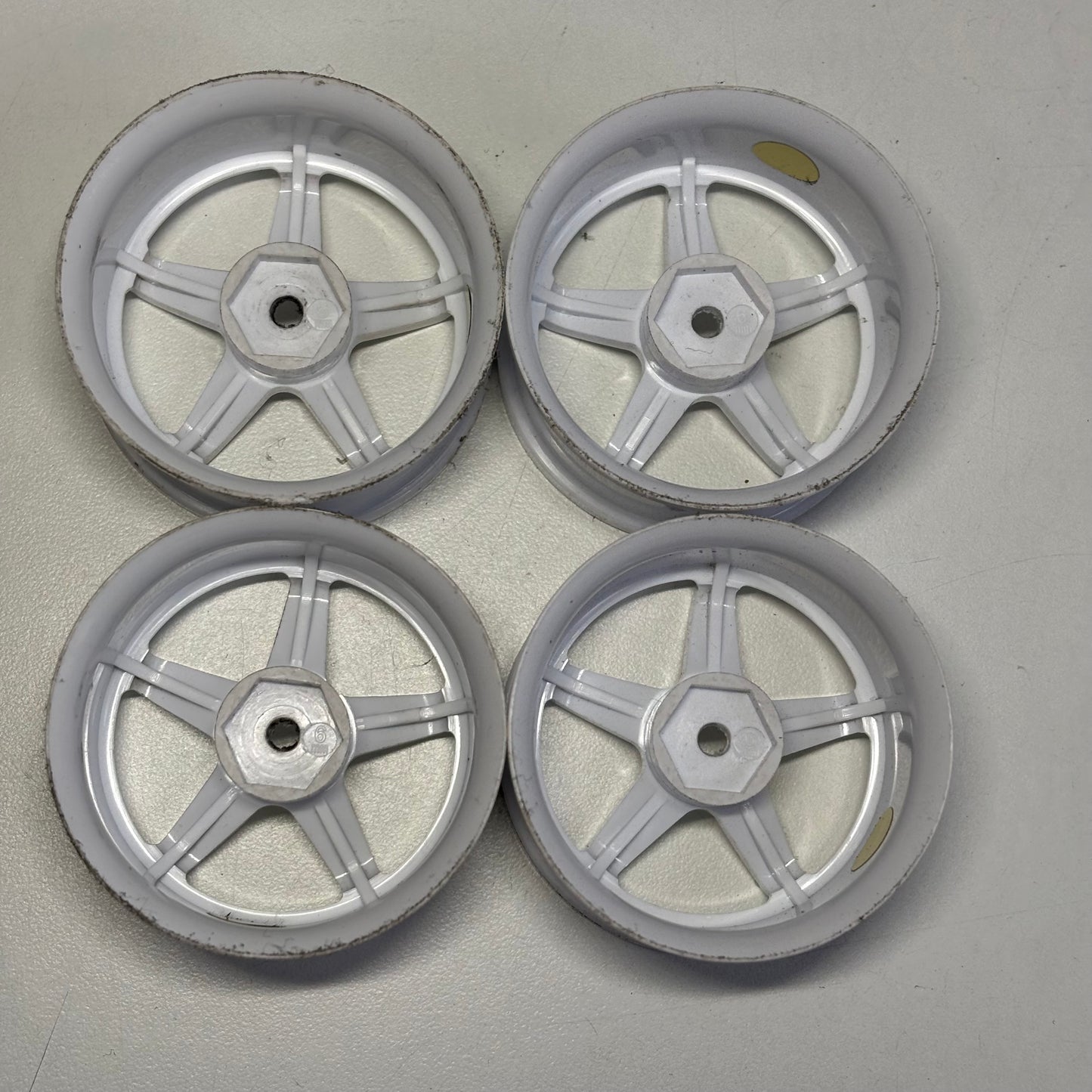 Lab High Traction Rays Style Wheels White Offset 6/8 High Traction