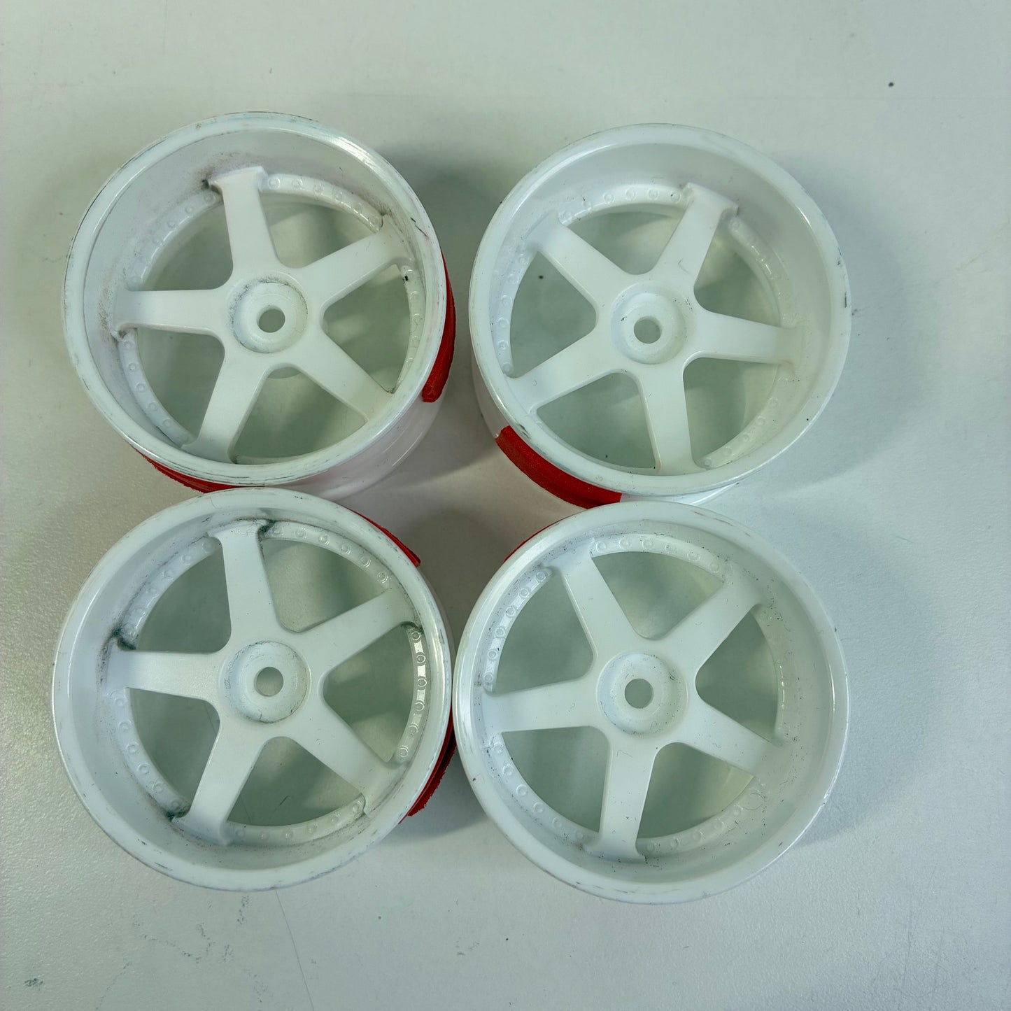 Yokomo White Wheels Offset 6/7
