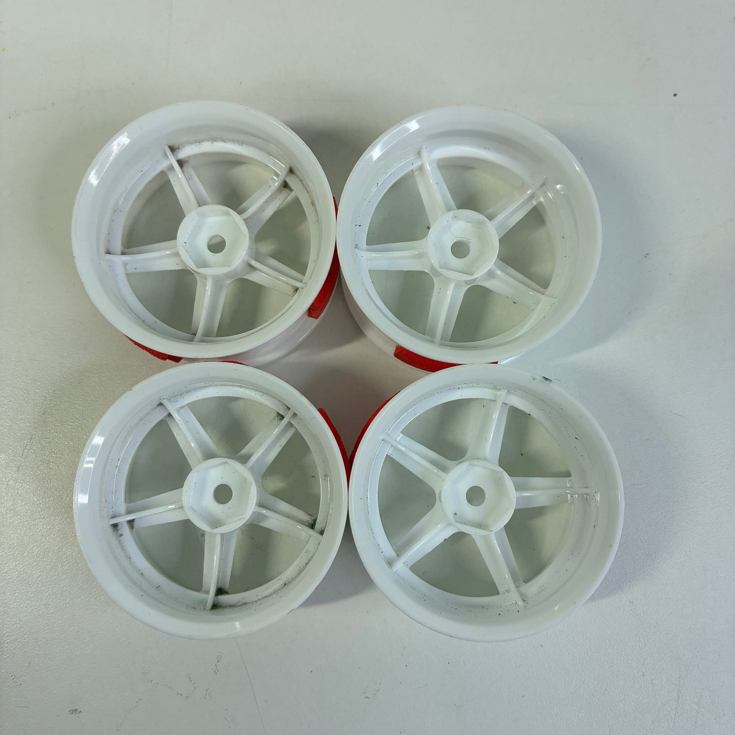 Yokomo White Wheels Offset 6/7