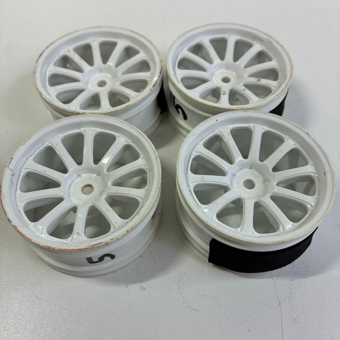 MST White Wheels Offset 5
