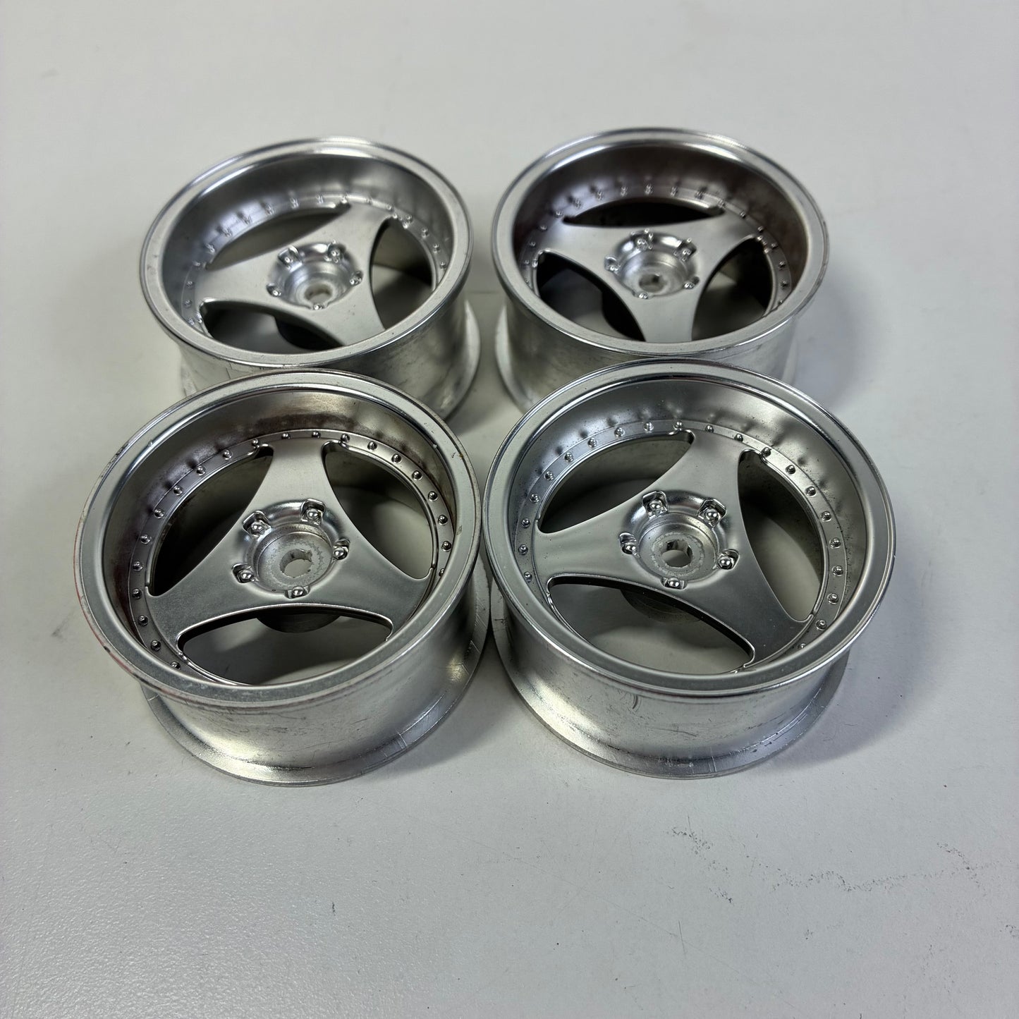 Mikuni Advan Oni 3 Spoke Tri Silver Offset 5