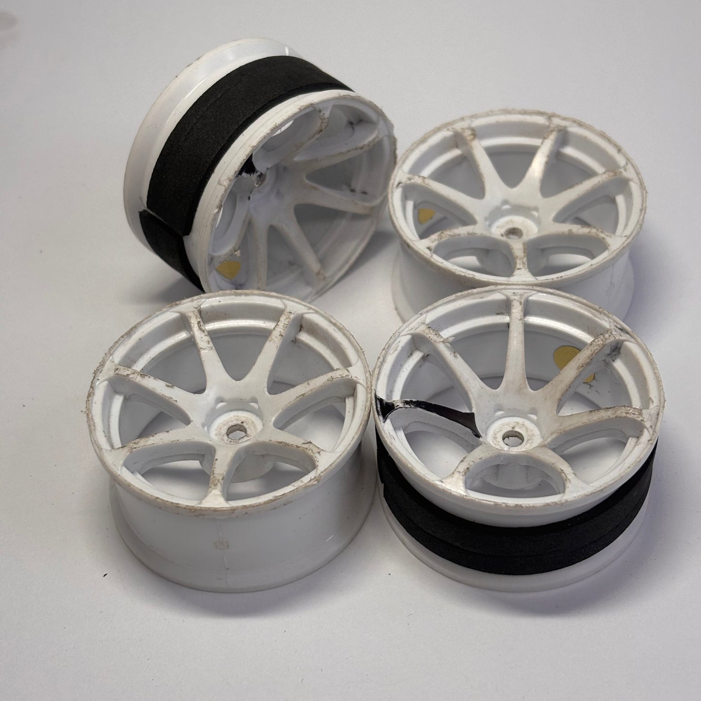 Lab High traction Gold Dot White Wheels Offset 6/9mm