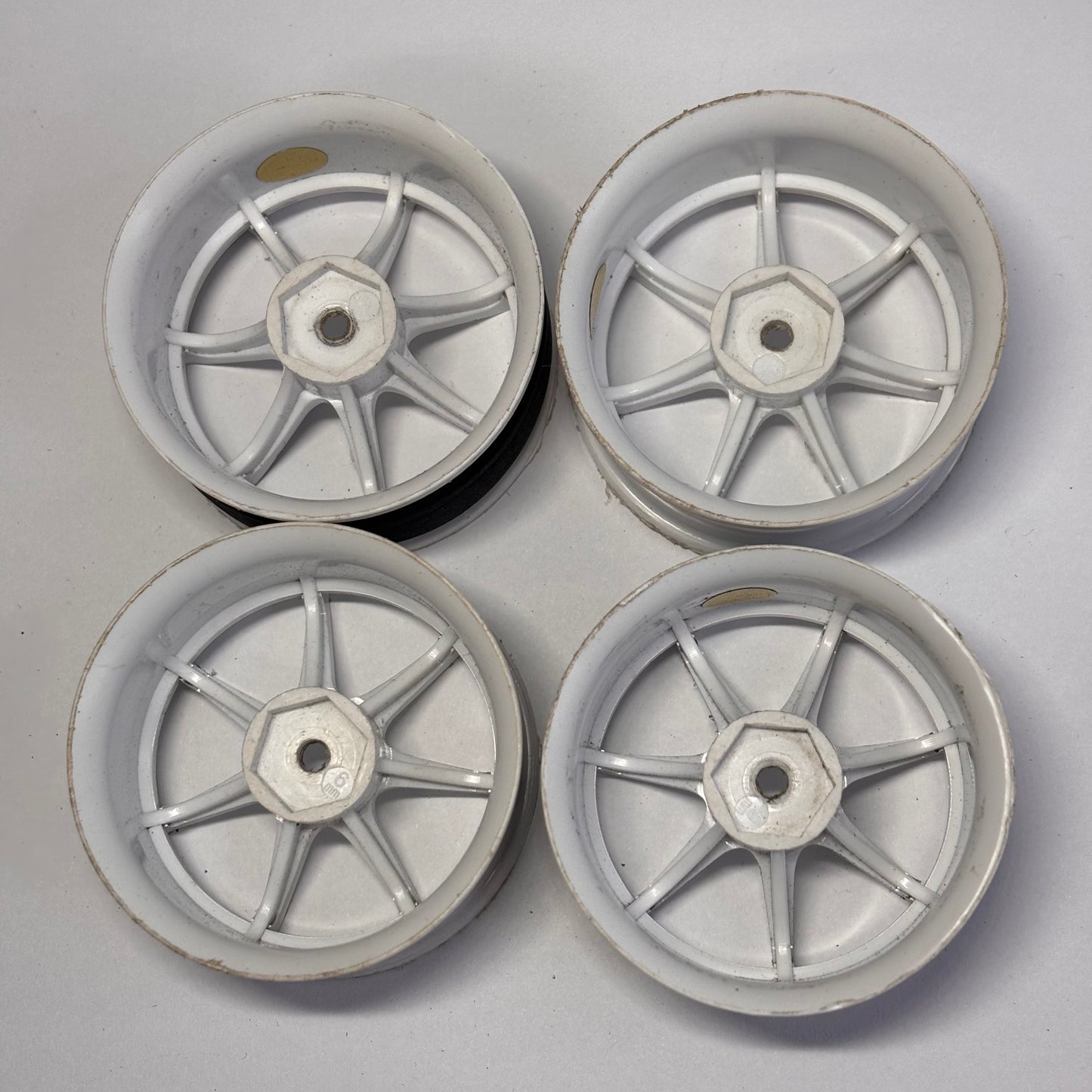 Lab High traction Gold Dot White Wheels Offset 6/9mm