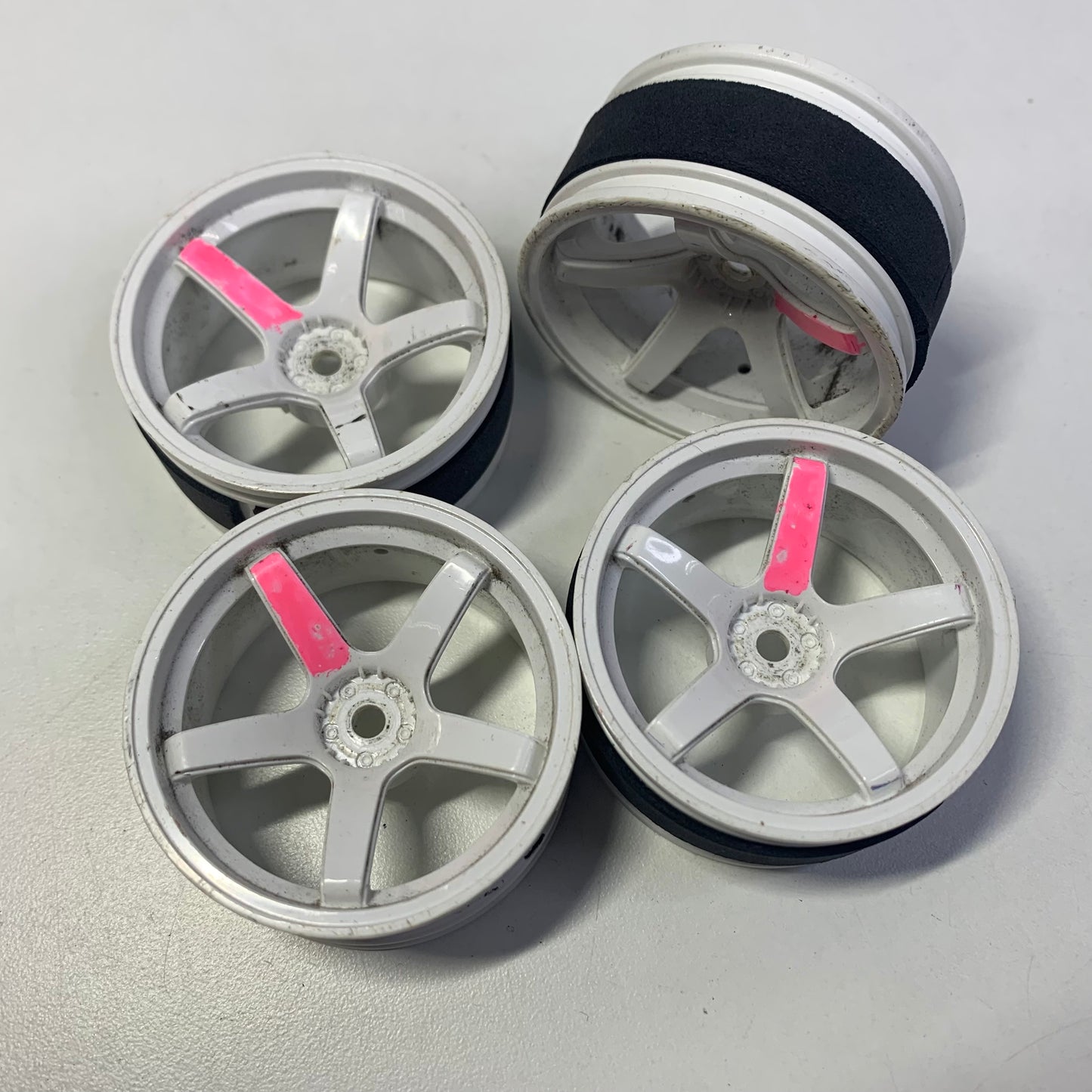 MST White Pink Wheels Offset 8
