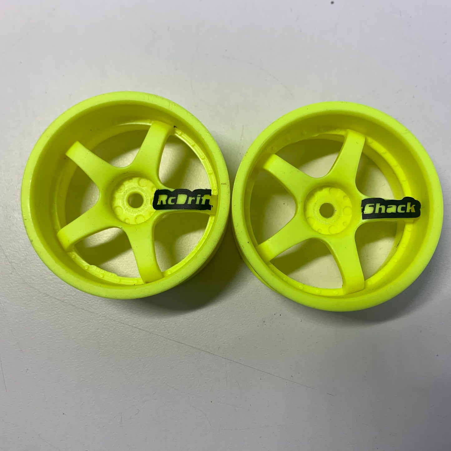 Overdose Wheels Pair Valino? Yellow Offset 26mm Offset 7