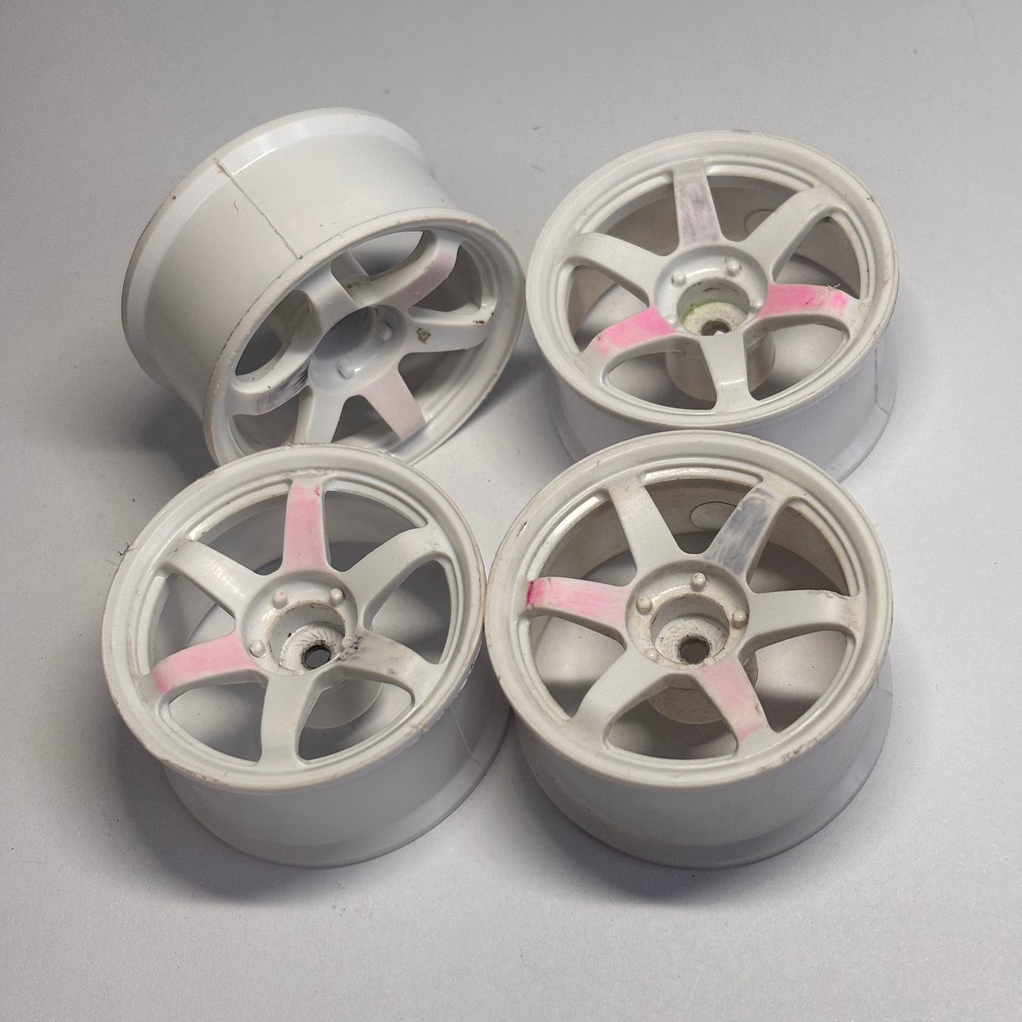 Lab Wheels White Offset 8 High Traction Silver Dot Very Soft