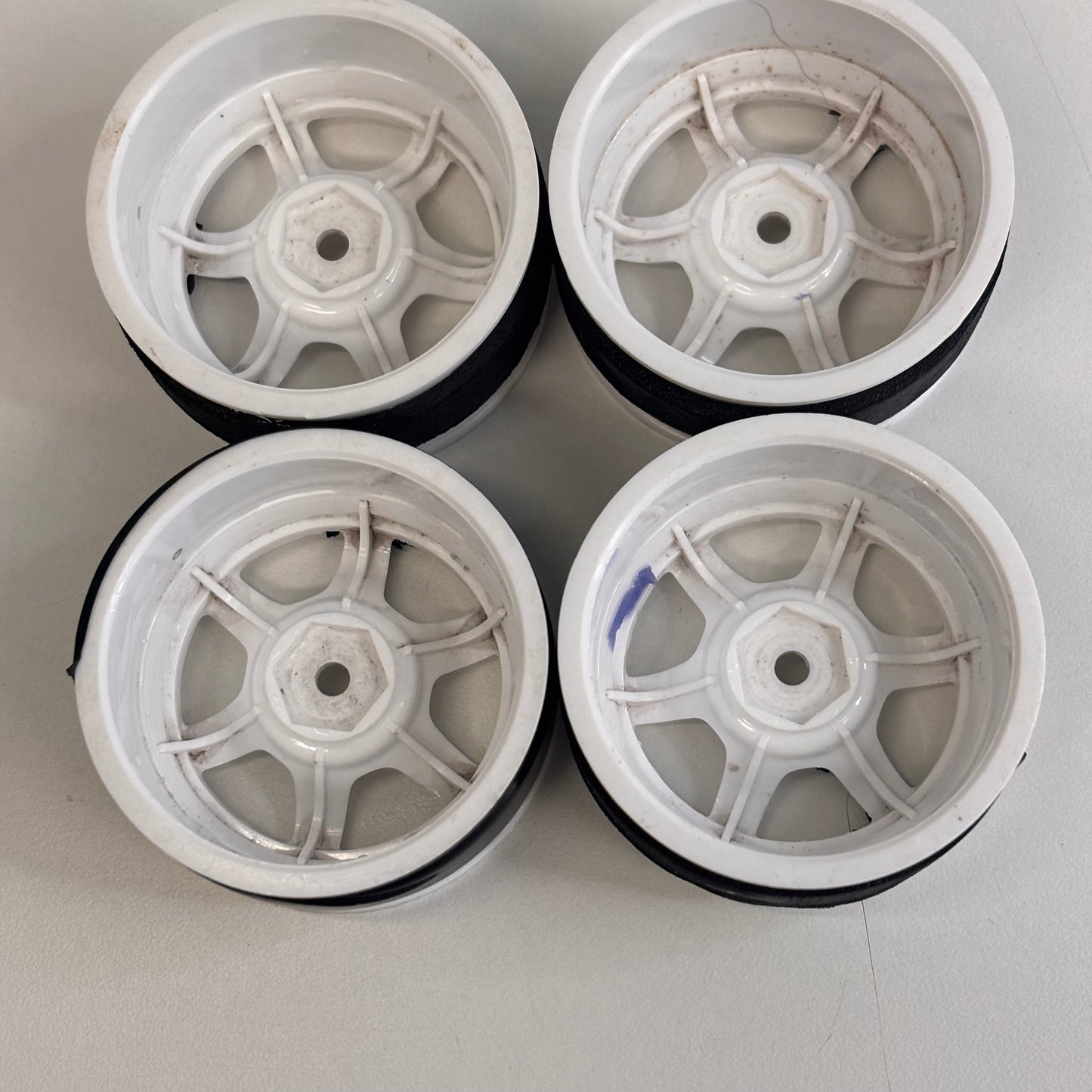 White Wheels Rays Offset 4