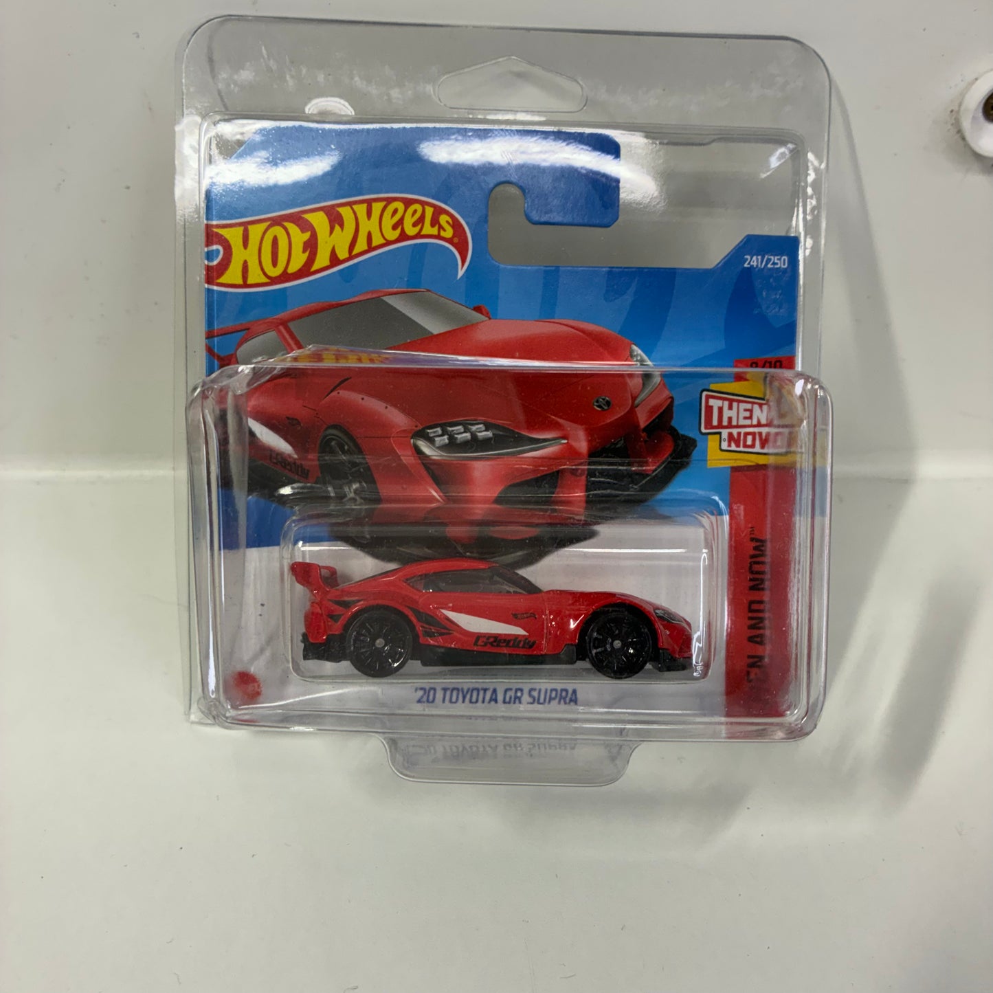 Hot Wheels 20 TOYOTA GR SUPRA (Red)