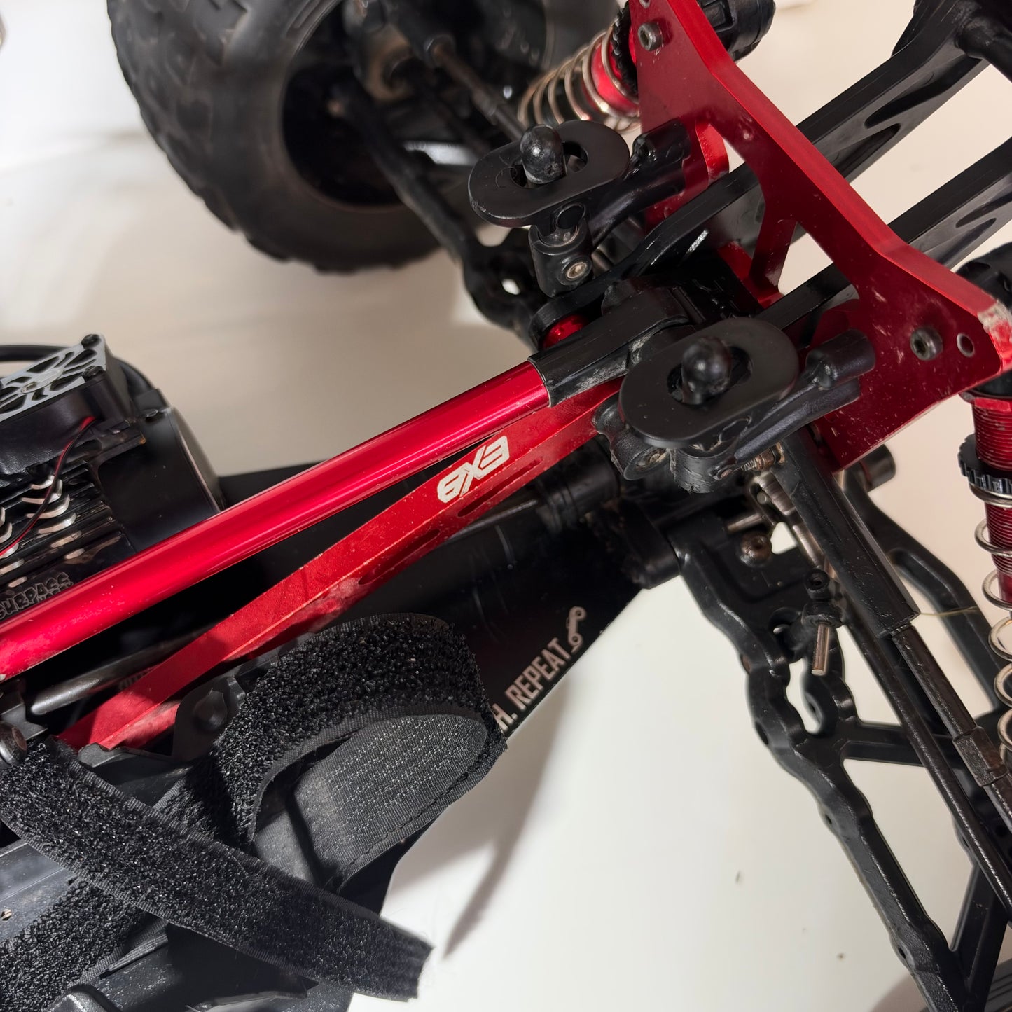 Arrma Kraton EXB 6S Brushless RC Car Truggy