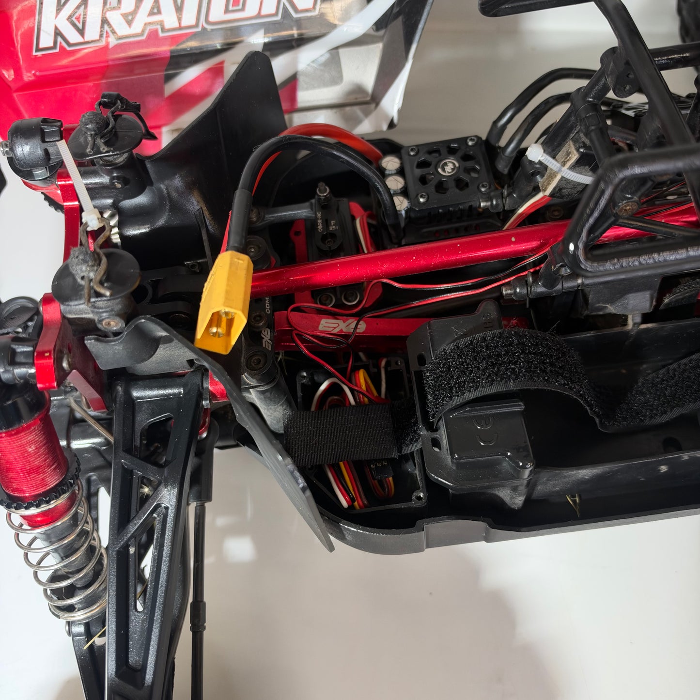 Arrma Kraton EXB 6S Brushless RC Car Truggy