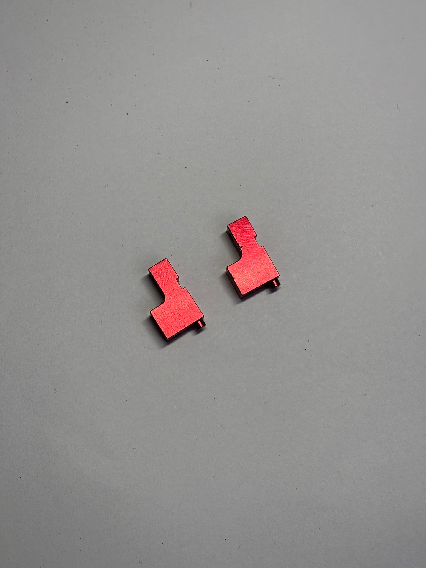 MST RMX 2.0 2.5 Red Alloy Servo Mounts