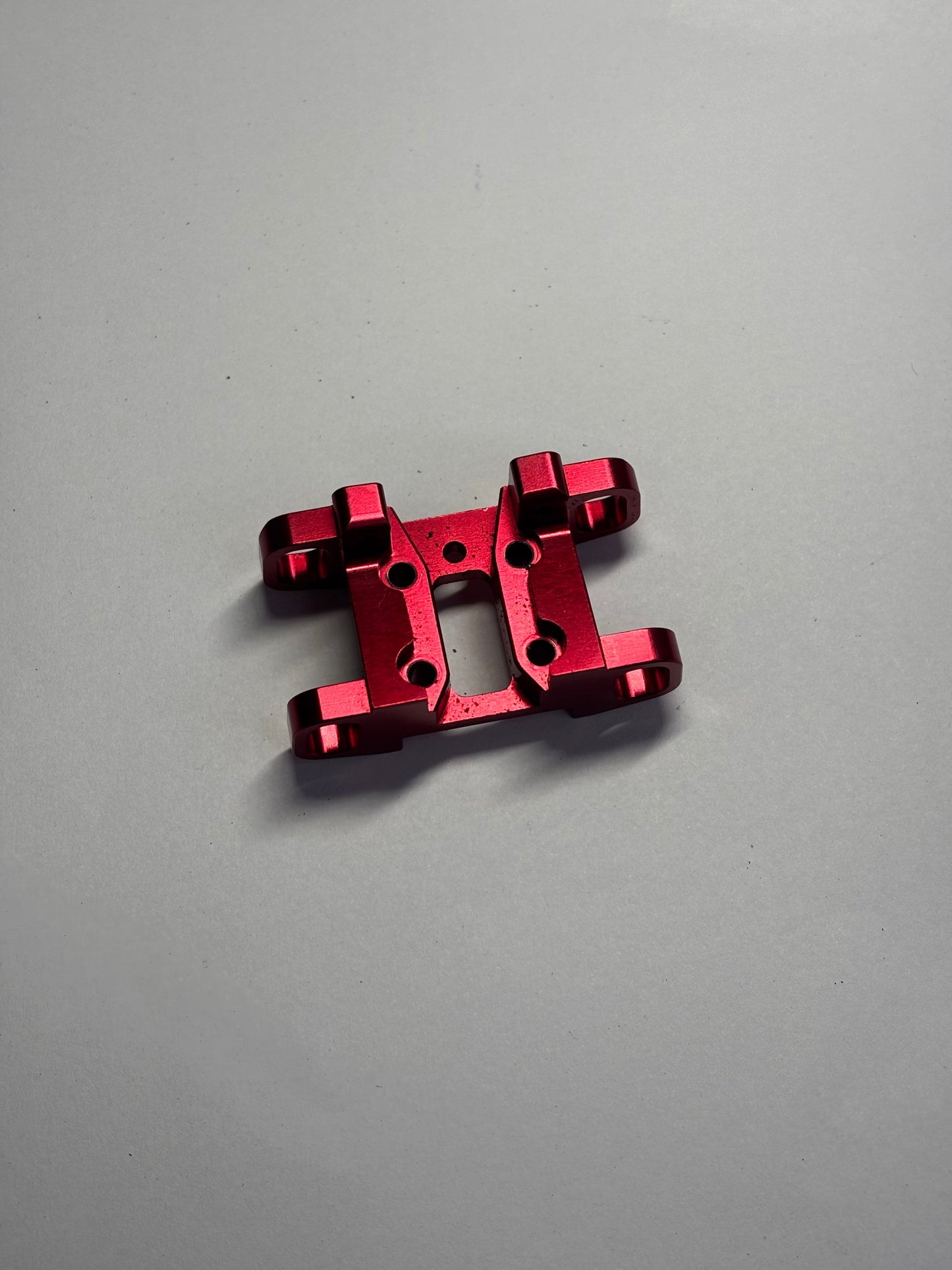 MST RMX 2.0 2.5 Red Alloy Upper Arm Holder