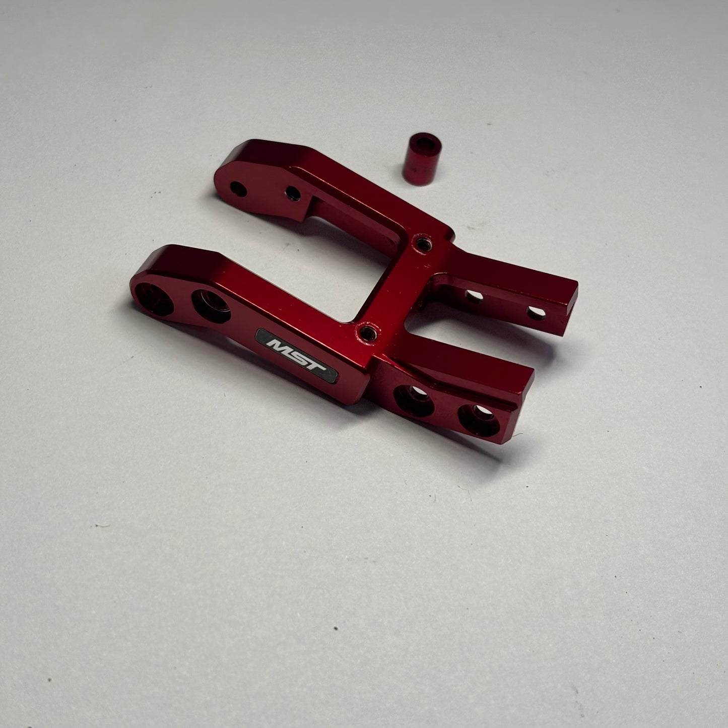 MST RMX 2.0 2.5 Red Alloy Rear Gearbox Connector