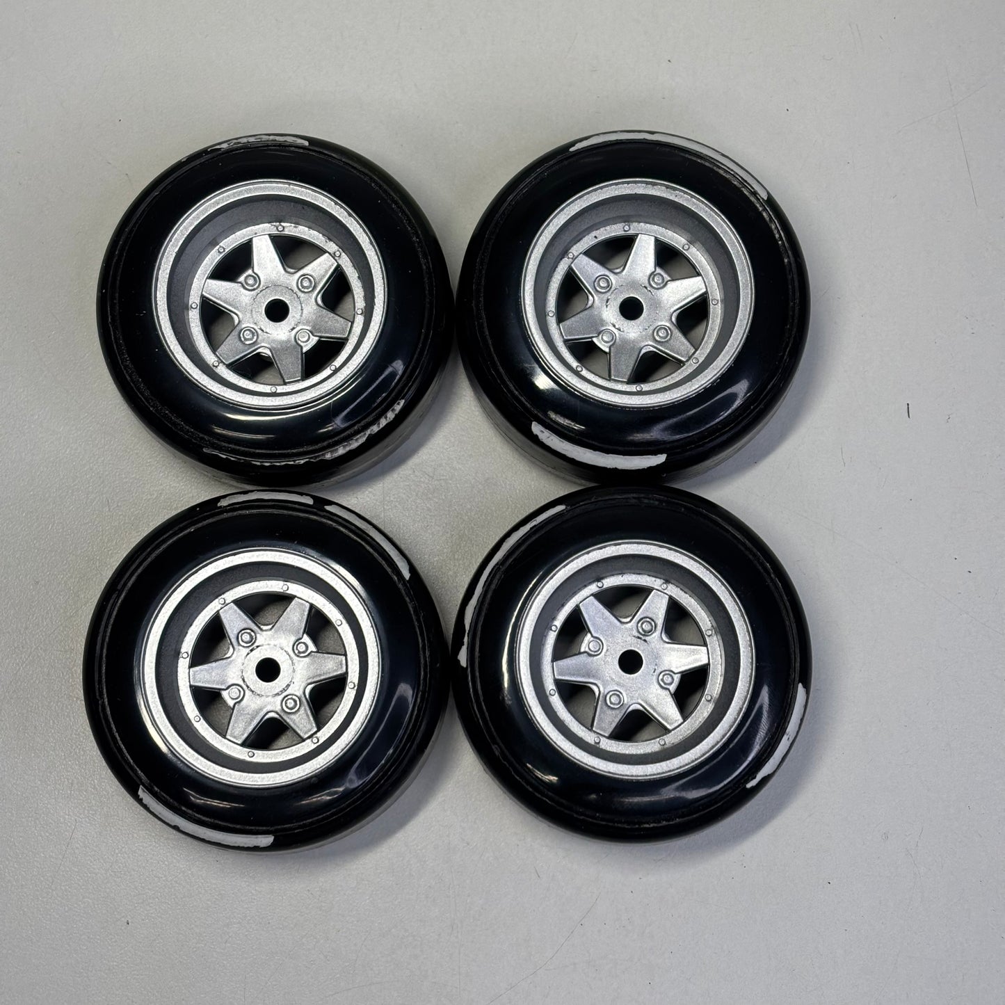 LP86 Inch Down Style Wheels & Tyres