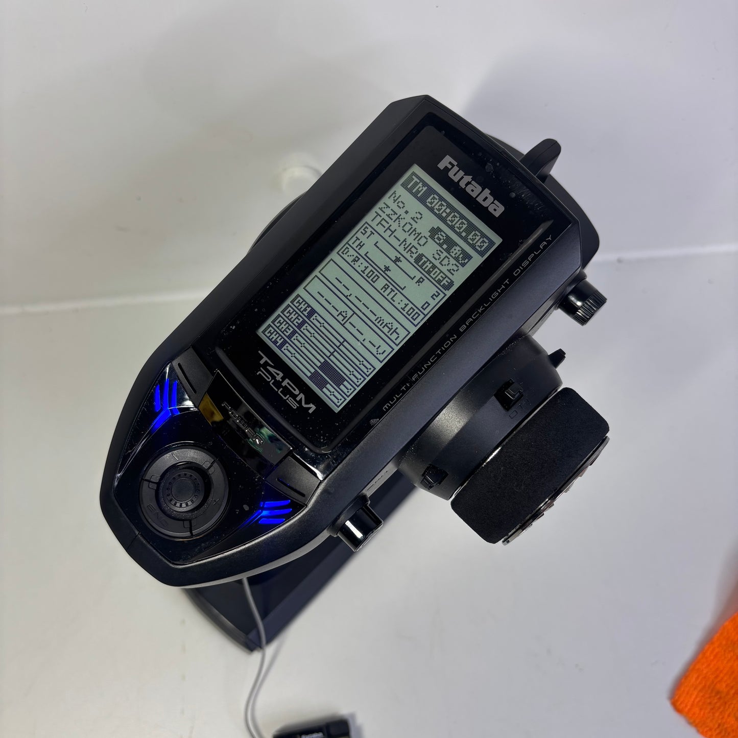 Futaba T4PM Plus Controller, R334SBS Receiver & Lipo