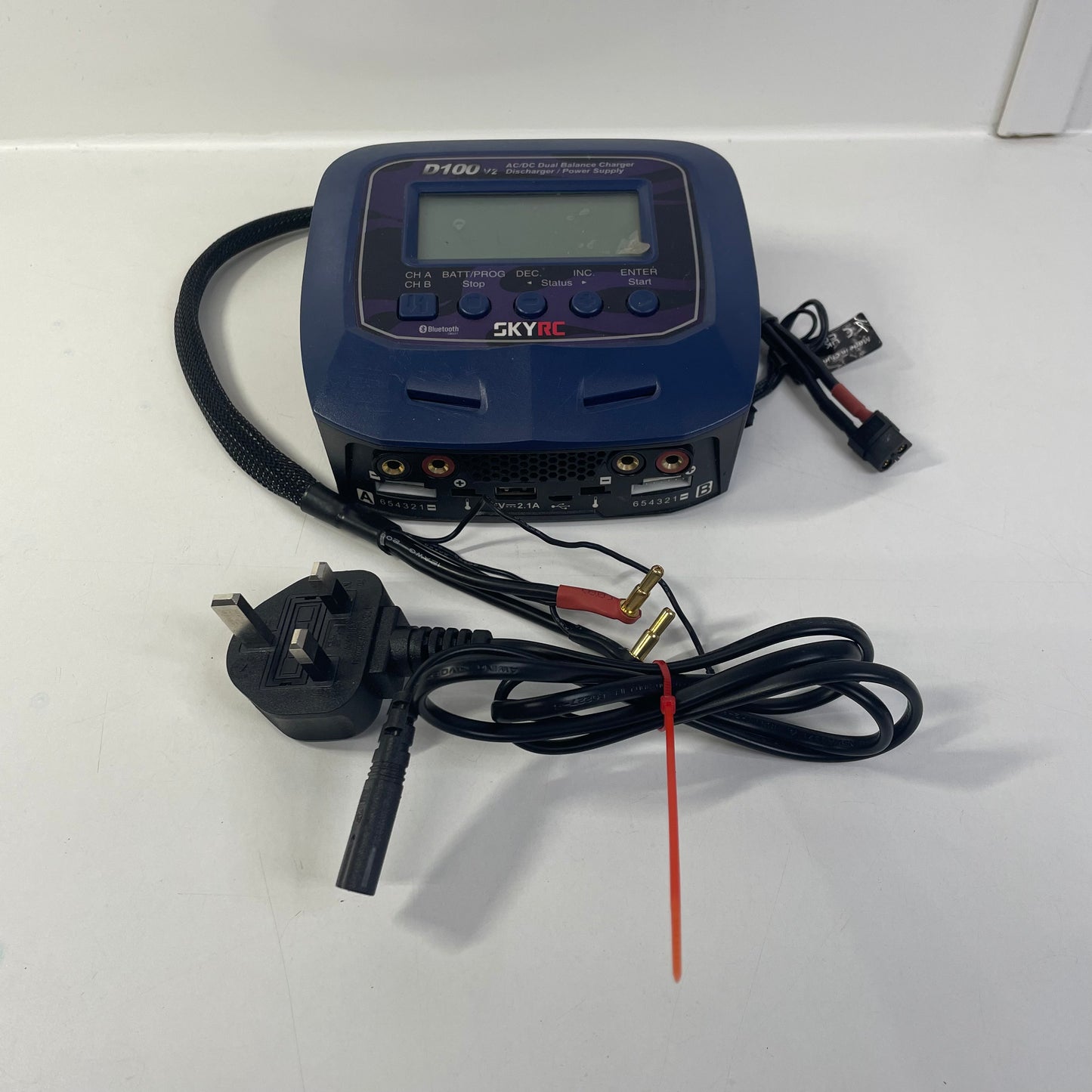 SkyRC D100 AC/DC Dual Balance Charger/Discharger/Power Supply
