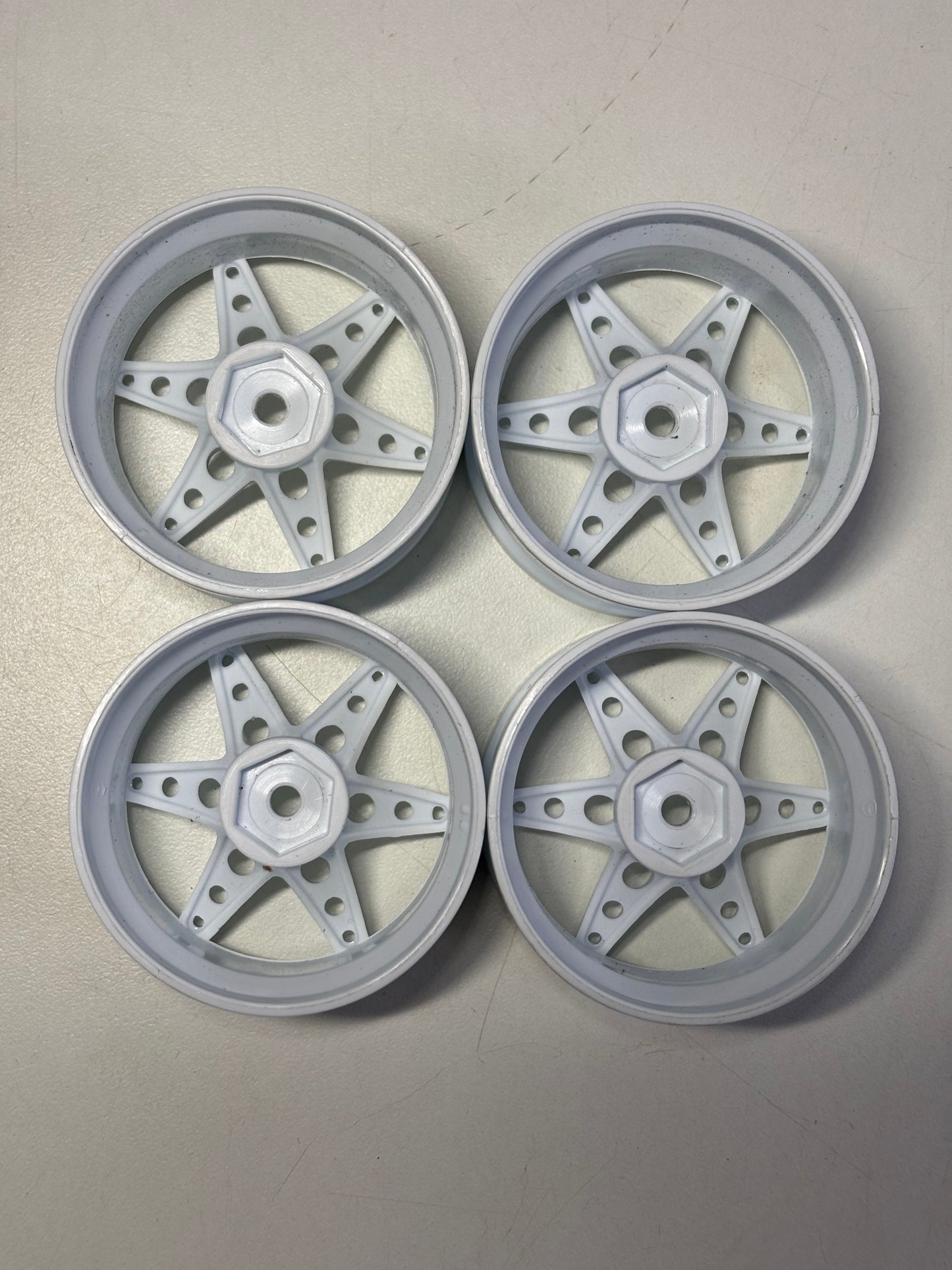 SRC R1 Wheels White 6mm Offset