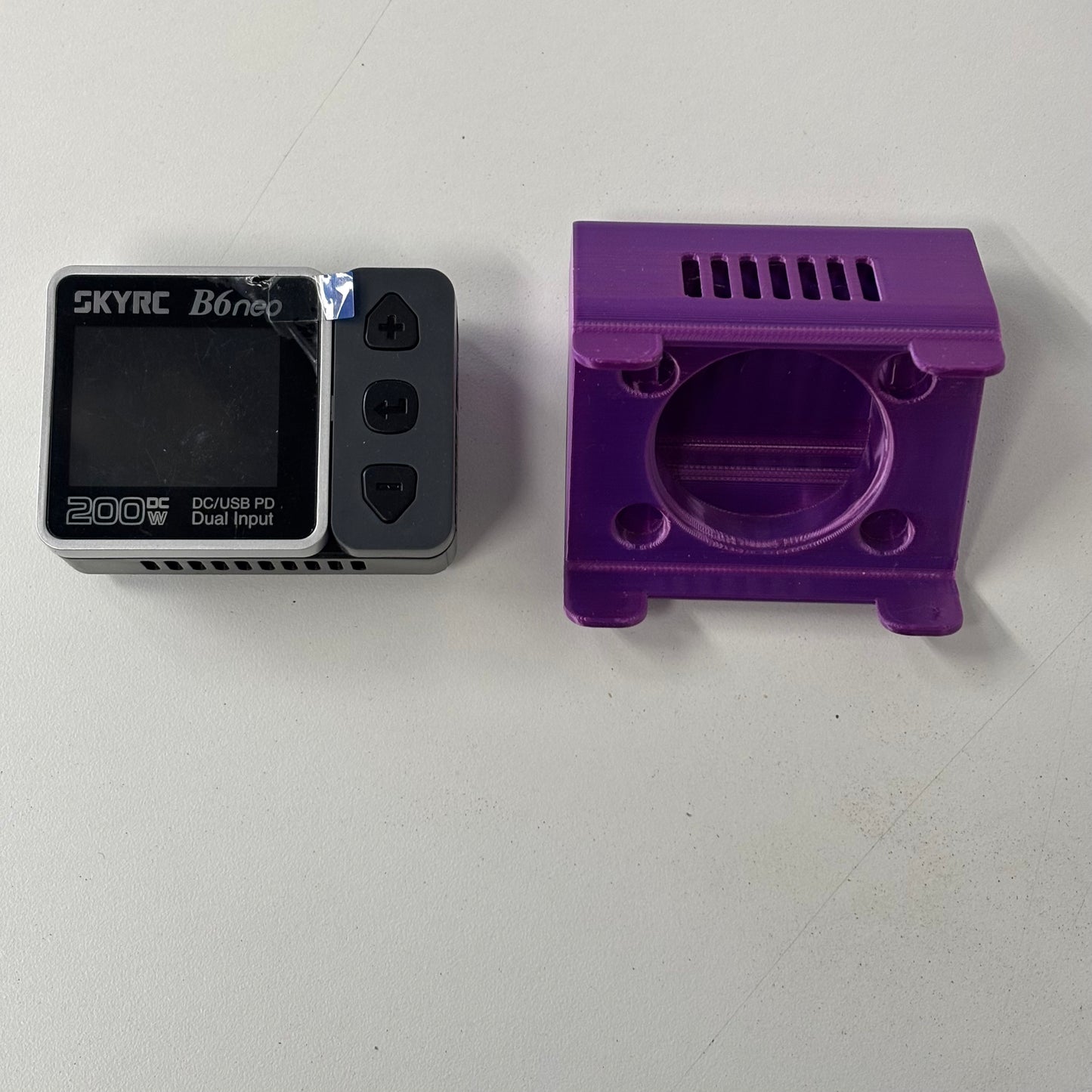 SkyRC B6 Neo Nano Charger & Printed Stand