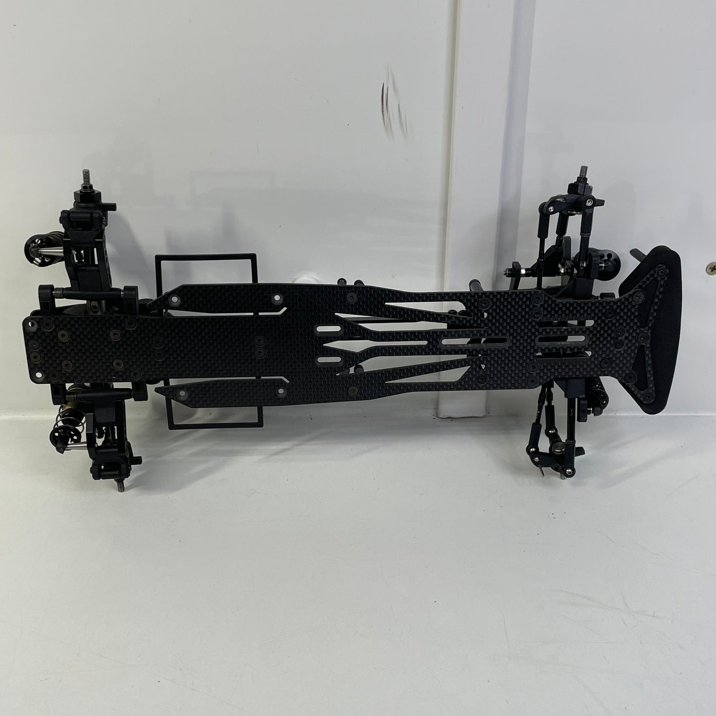 Usukani PDSH Carbon Chassis