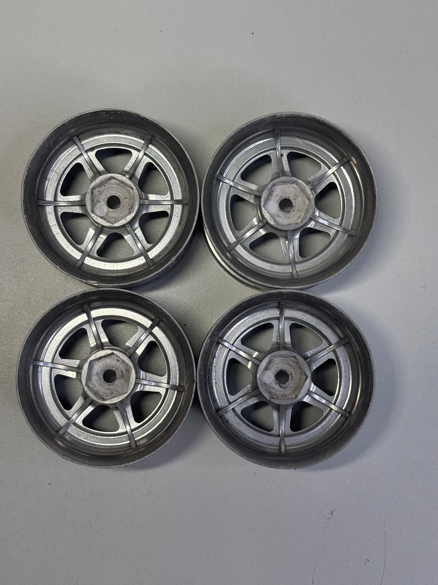 Lab White Dished Wheels Offset 8