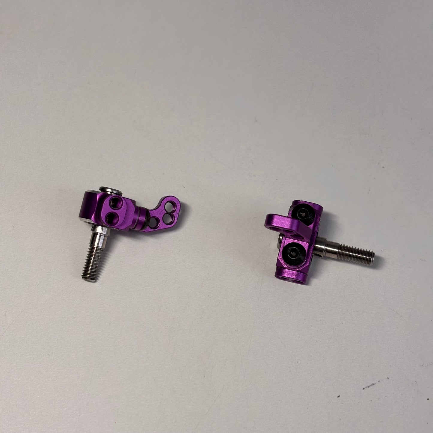 Rhino Racing Purple Alloy Front Knuckles & Axles