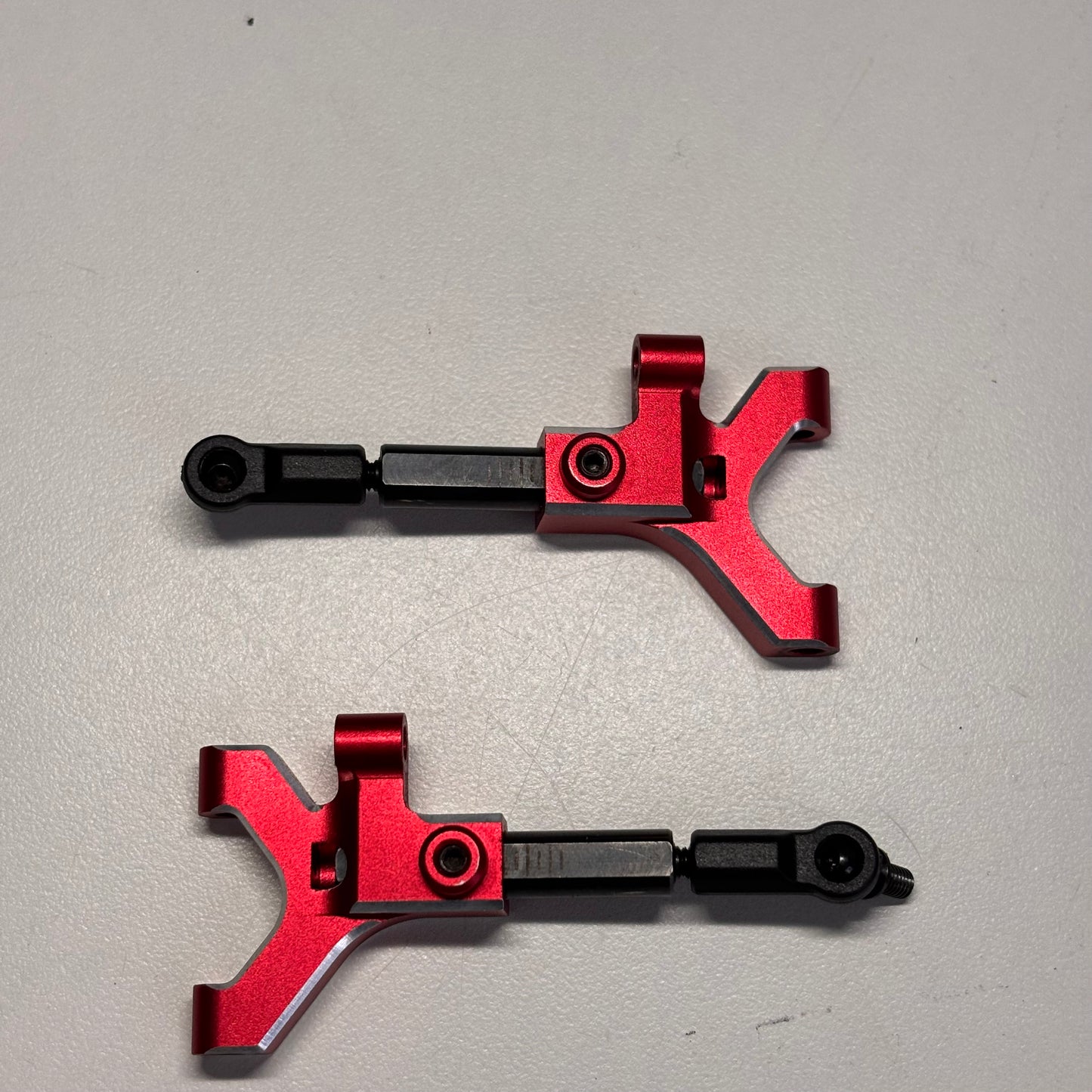 Yokomo Red Alloy Front Lower Arms YD2 MC-1