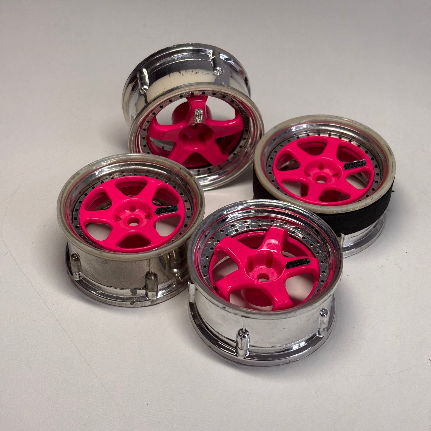 DS Racing Elements Pink/Chrome Wheels x4 Adjustable