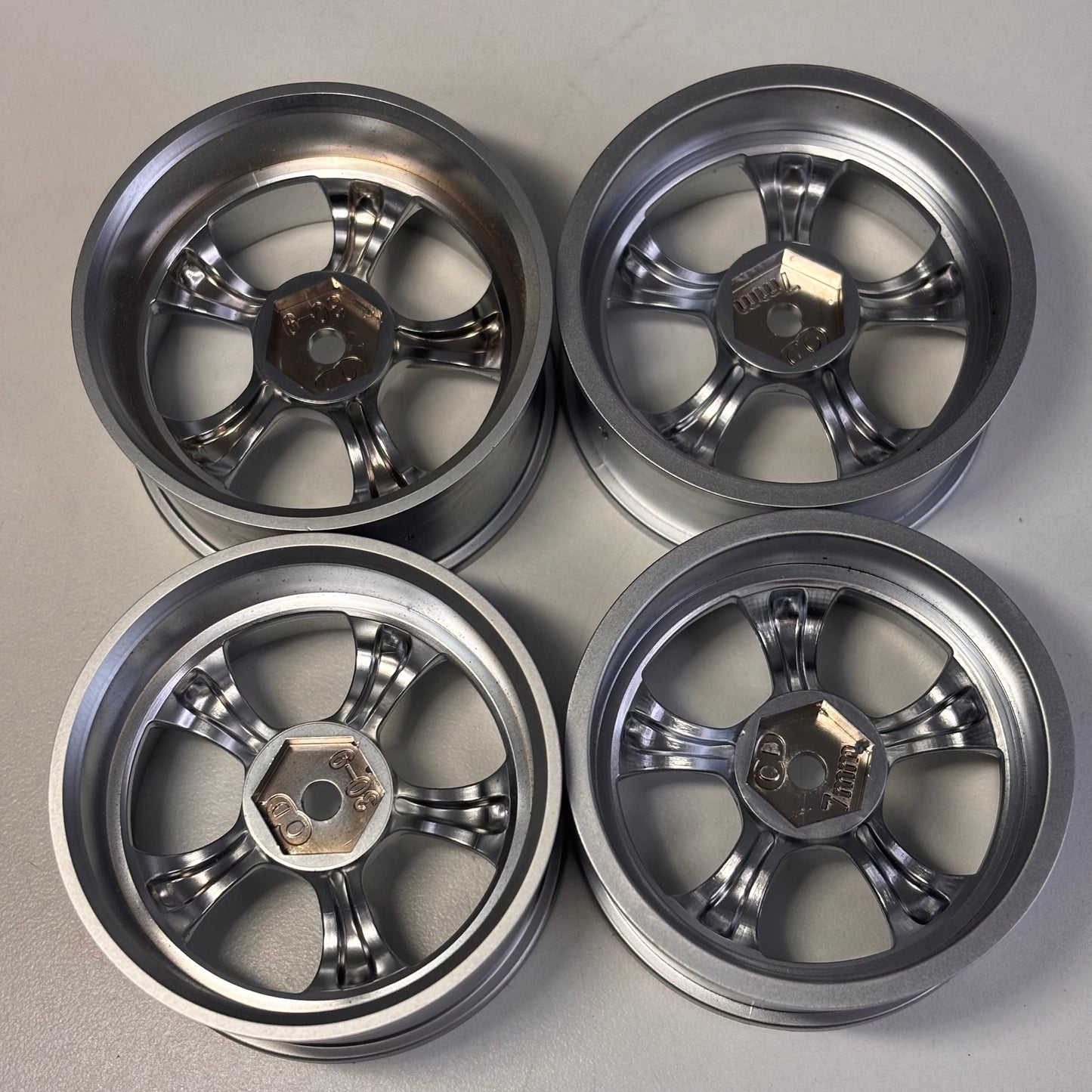 Overdose VSKF Silver Wheels Offset 30-9/7