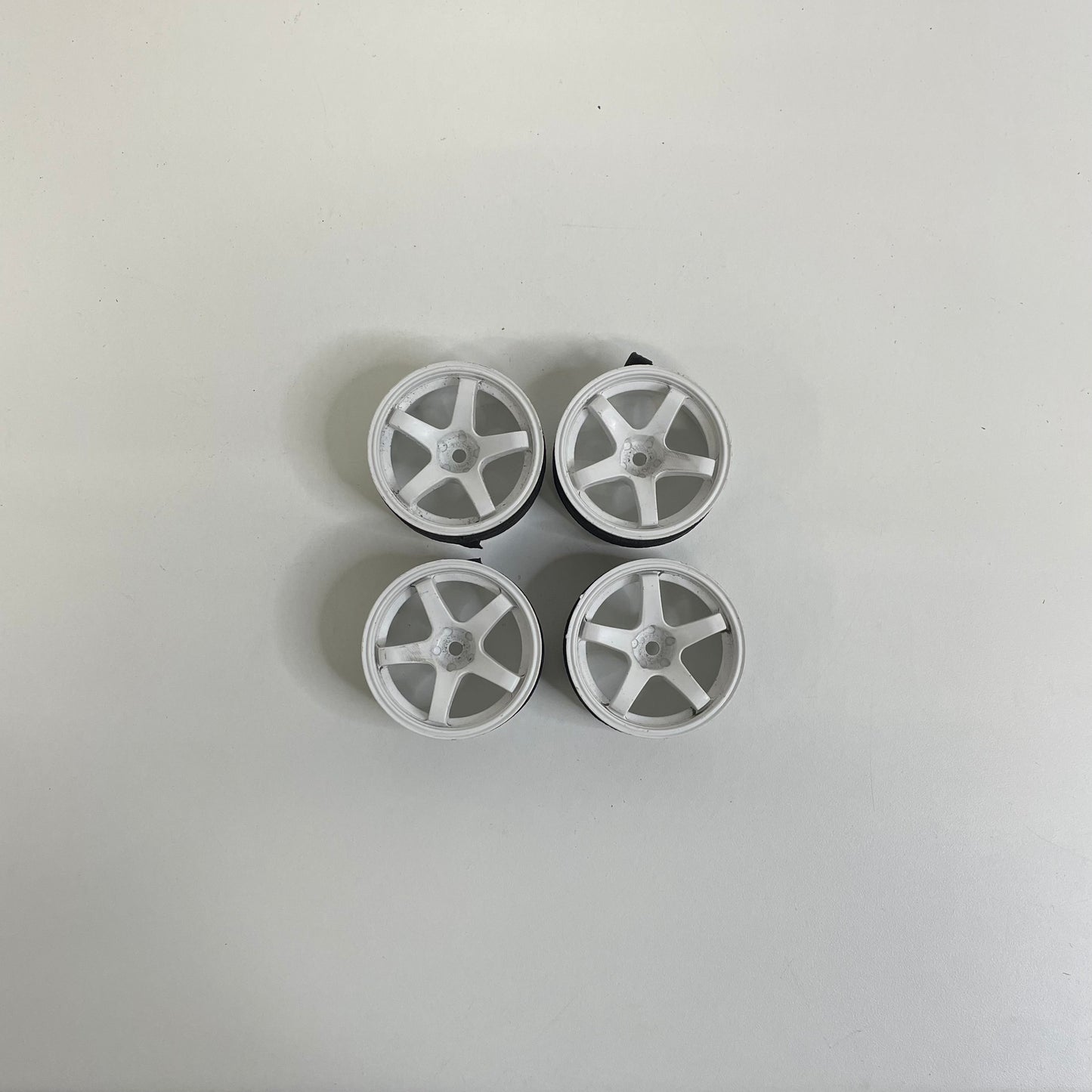 Overdose White Valino Wheels Offset 7 26mm Spec R