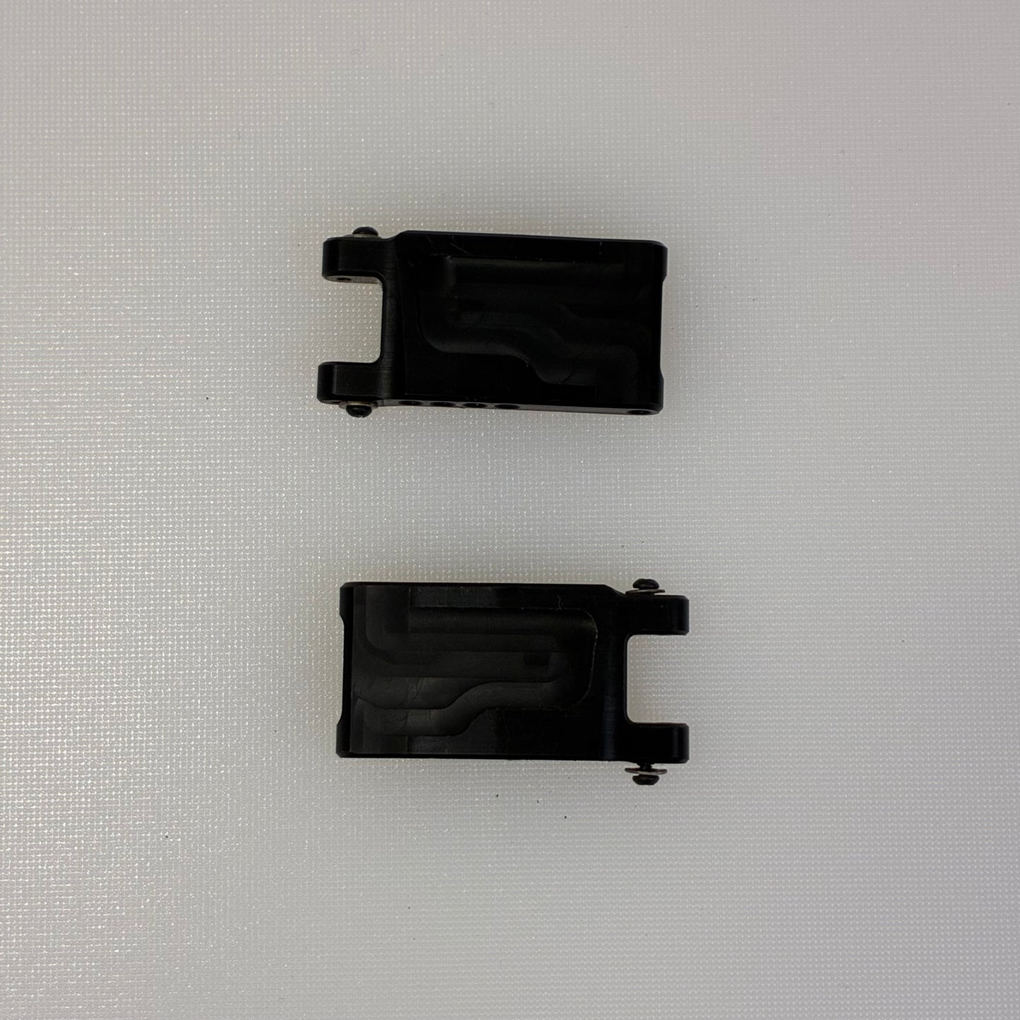Reve D Resin Rear Lower Arms 42.0 2.6