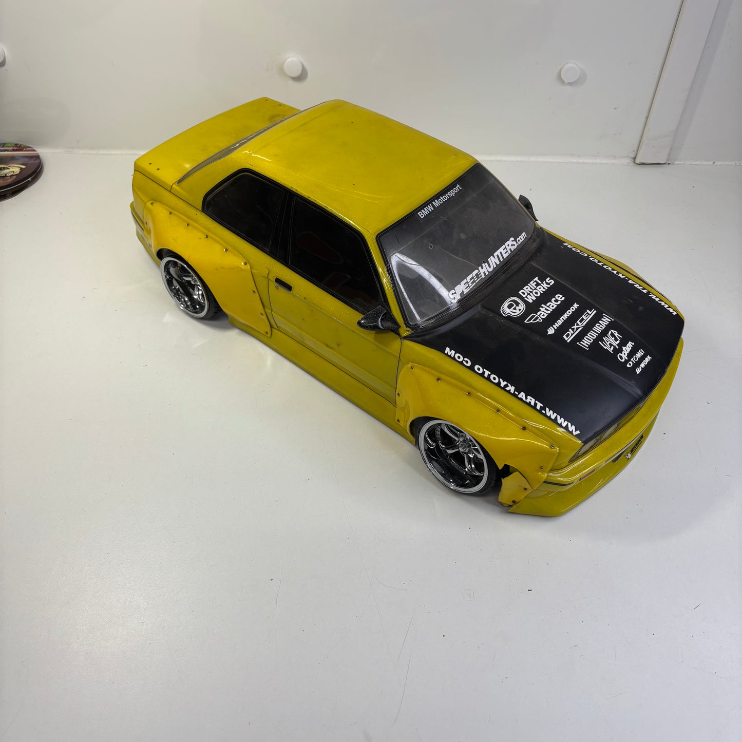 BMW E30 Widebody Bodyshell Pandem Yellow