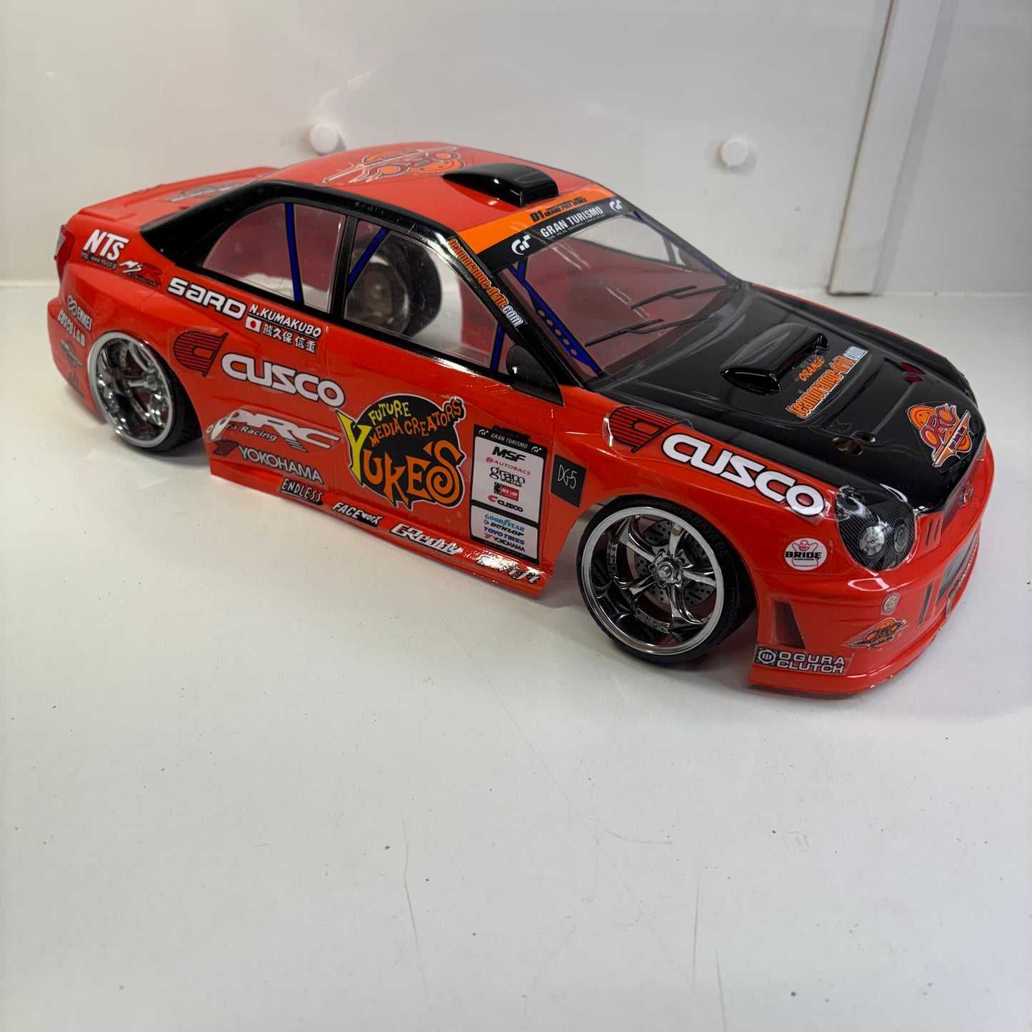 Yokomo? Subaru Impreza Bodyshell Orange Yukes