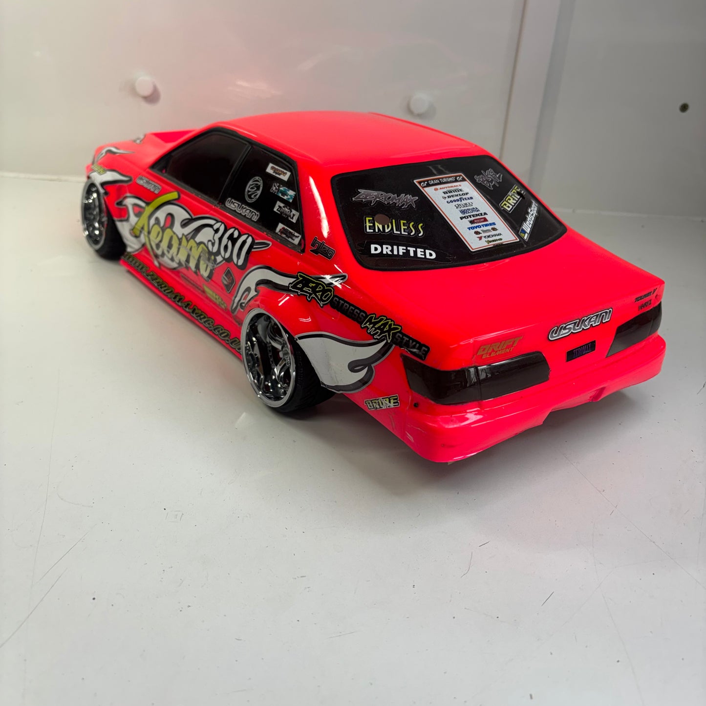 Yokomo Toyota Chaser JZX Mark 2 Pink Team 360