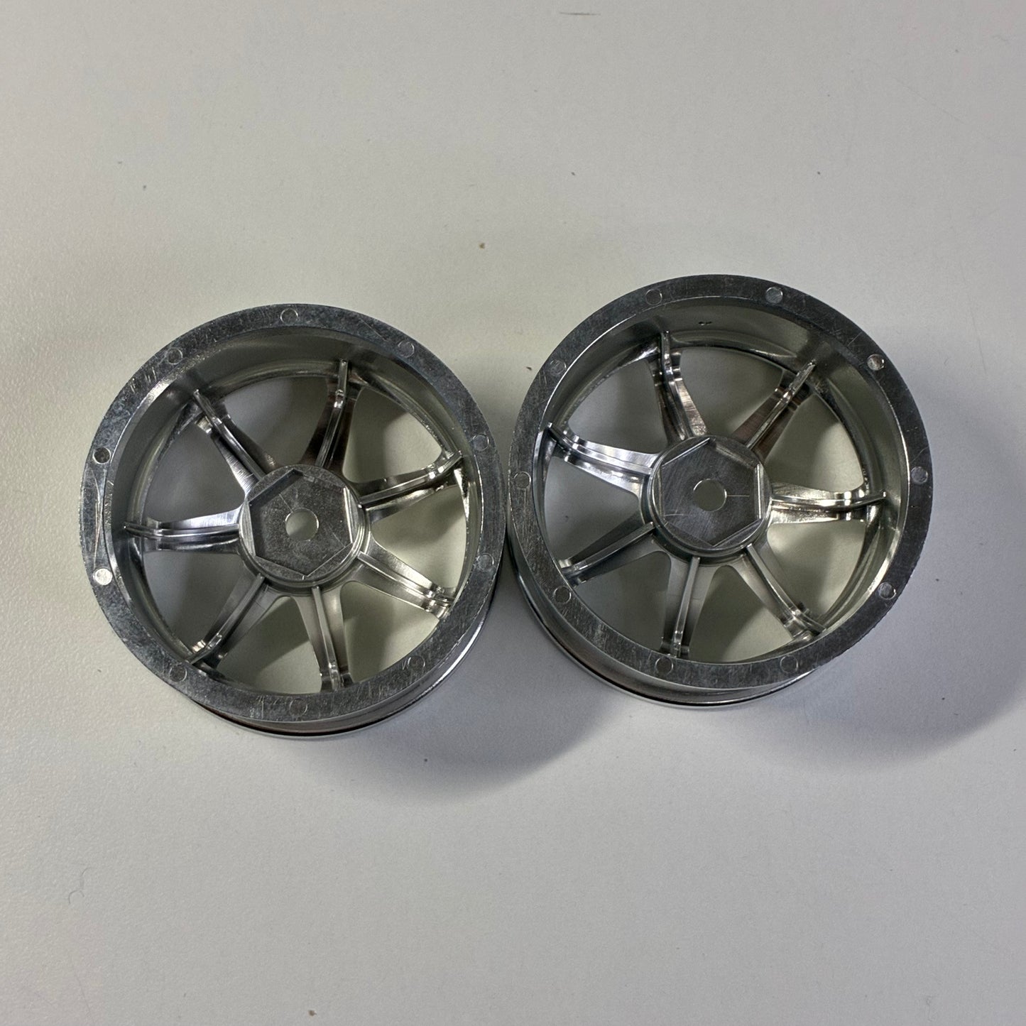 Yokomo Silver White Wheels Offset 9 Pair