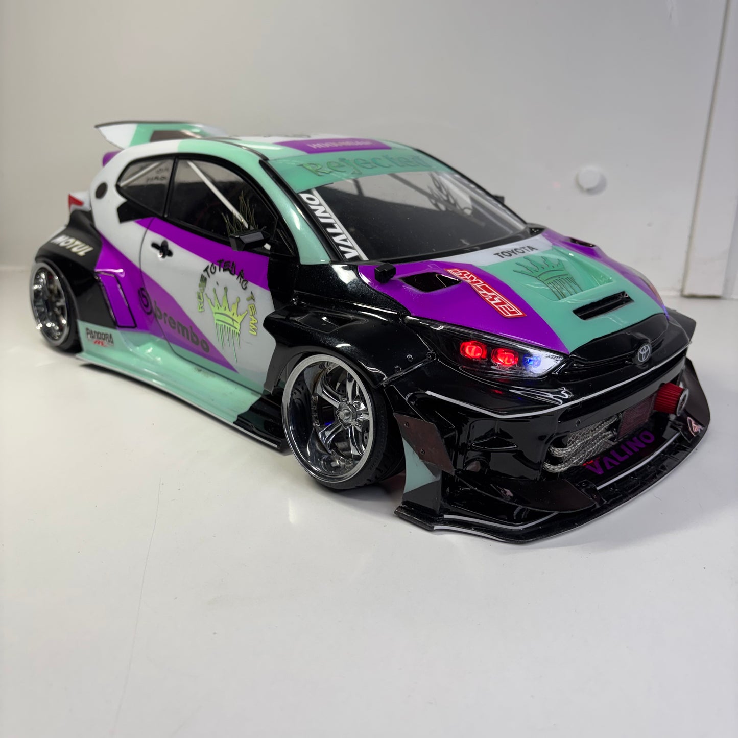 Toyota Yaris GR Bodyshell With LED's 200mm+