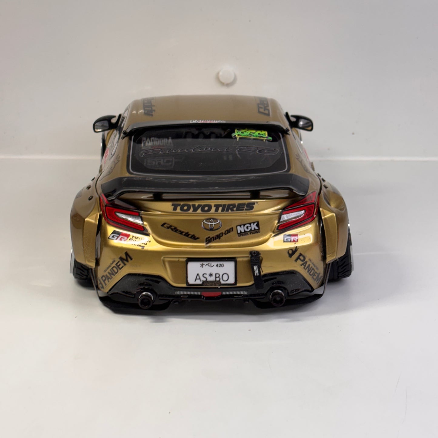 Toyota GR86 Bodyshell Gold