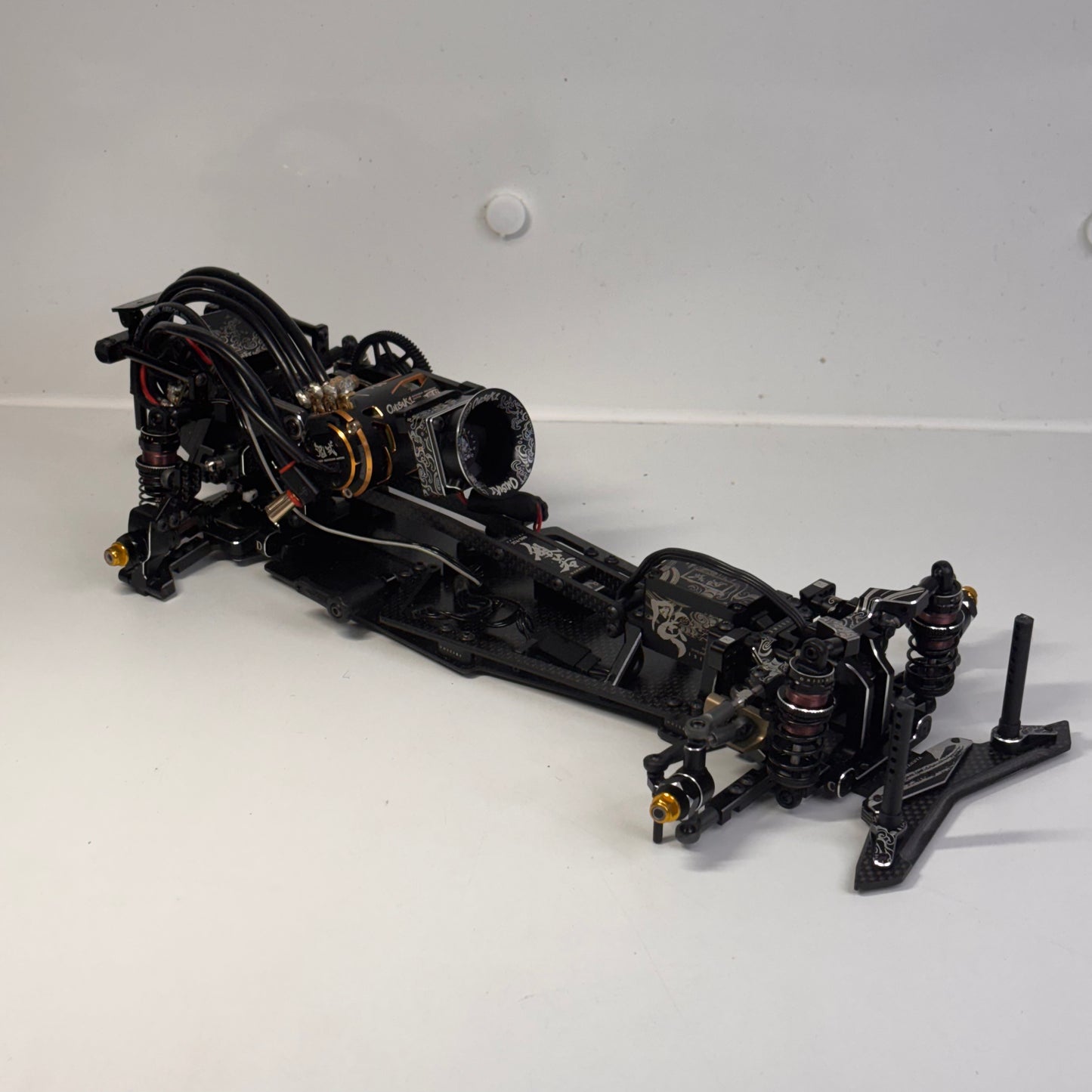 Onisiki Hannya Chassis Carbon Alloy 1:10 ARTR Onisiki Brushless Electrics Number 274/300