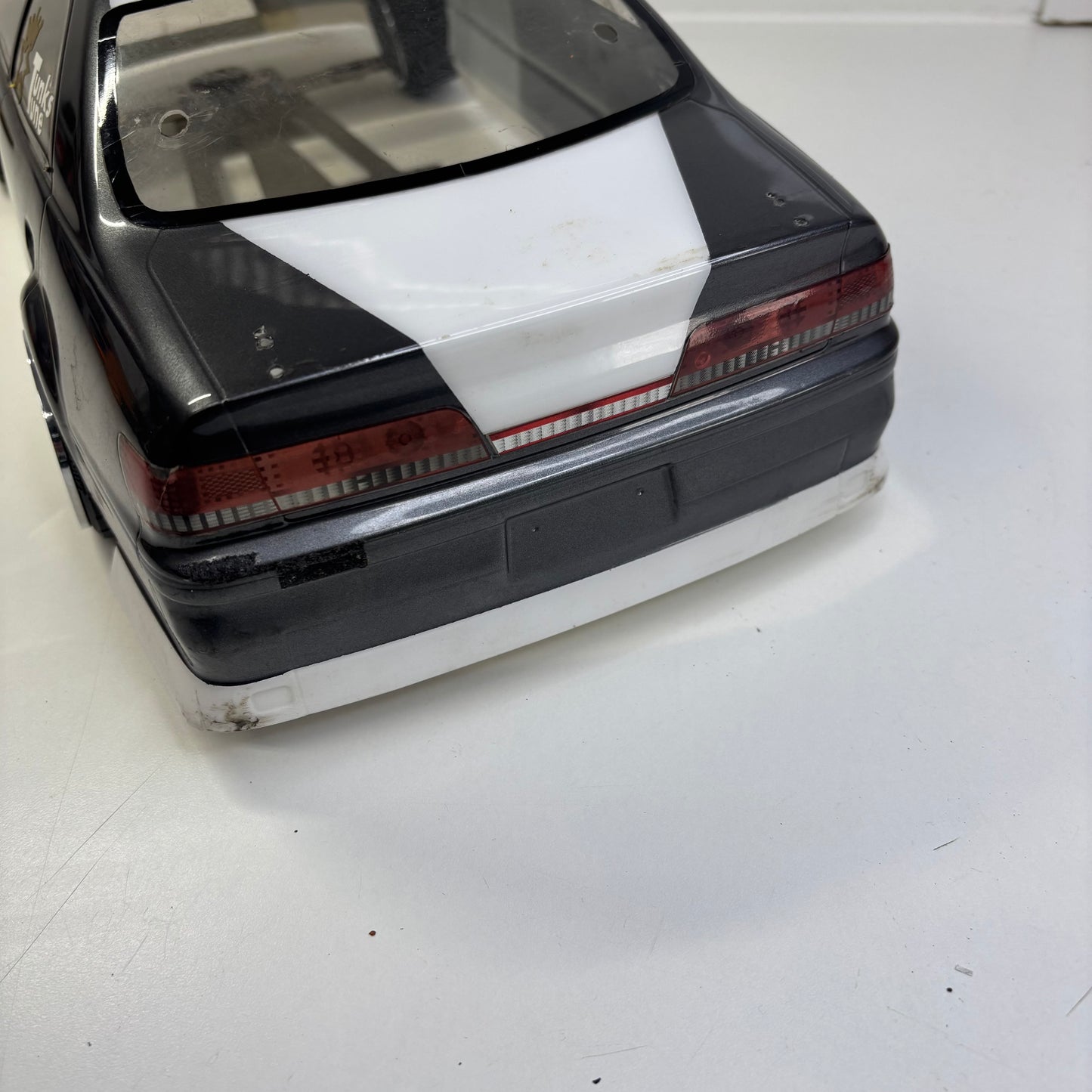 Toyota Chaser JZX Mark II Black White Bodyshell
