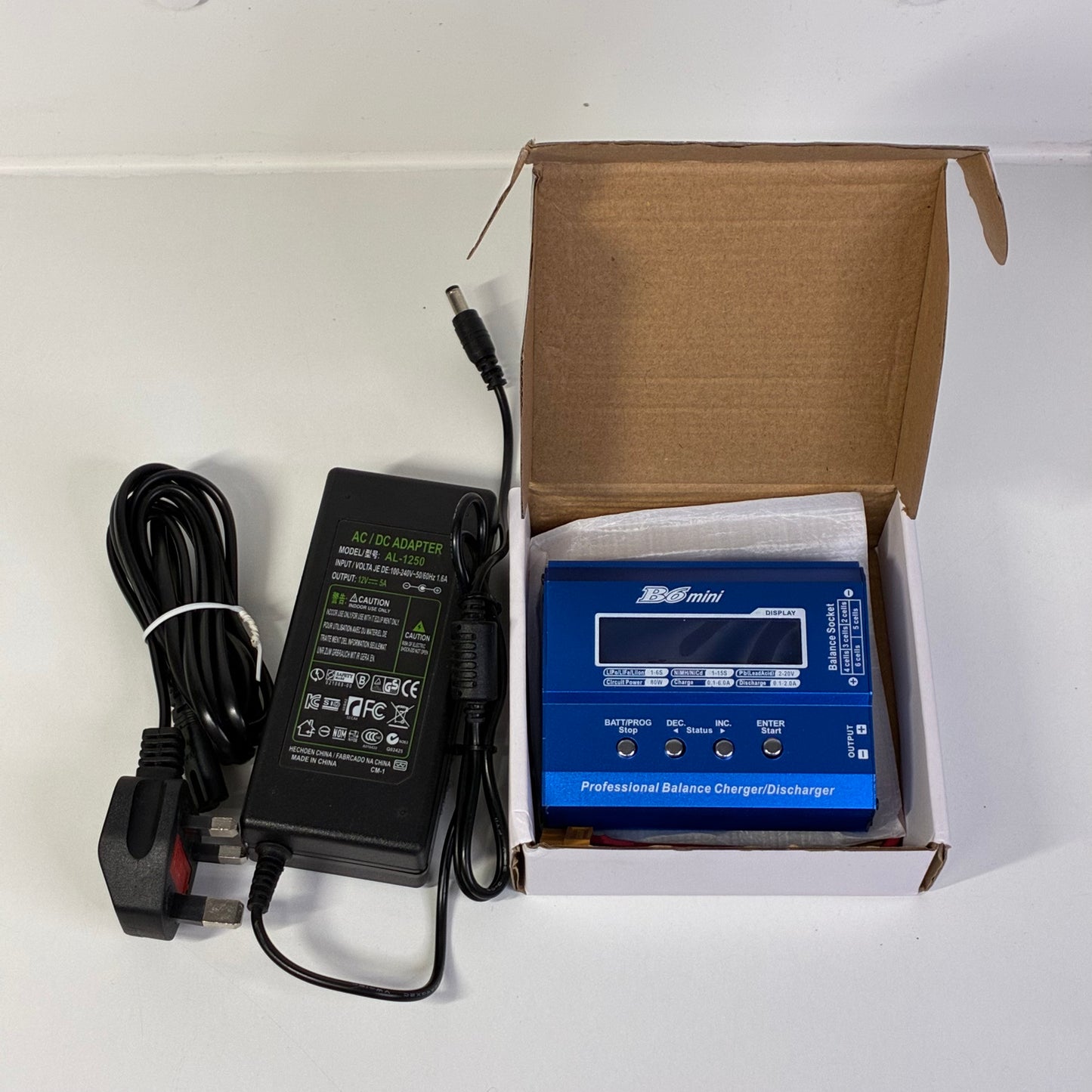 SkyRC B6 Mini Battery Lipo Charger Boxed & PSU