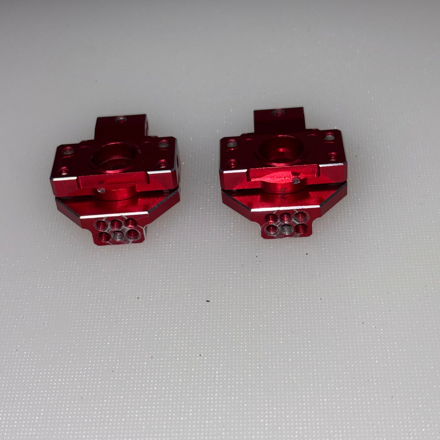 Wrap Up Next FSG Rear Upright Hubs Red Alloy