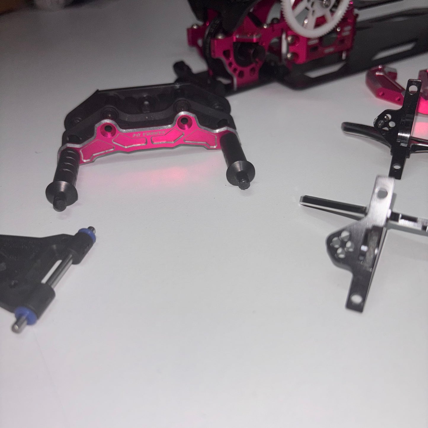 3Racing Sakura D4 Chassis Pink VX Dock Carbon Alloy Loads of Extra's