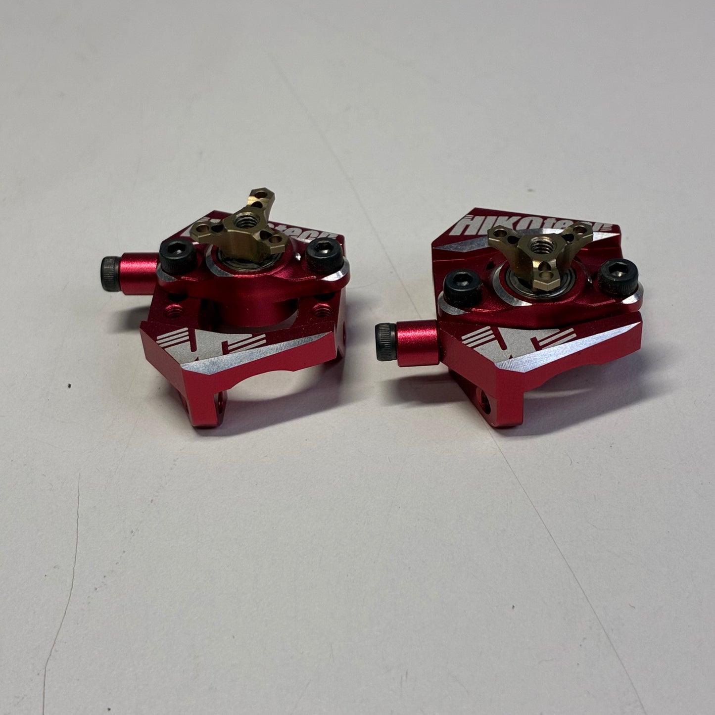 Hikotech HK2059R Red Alloy Front Knuckles Adjustable