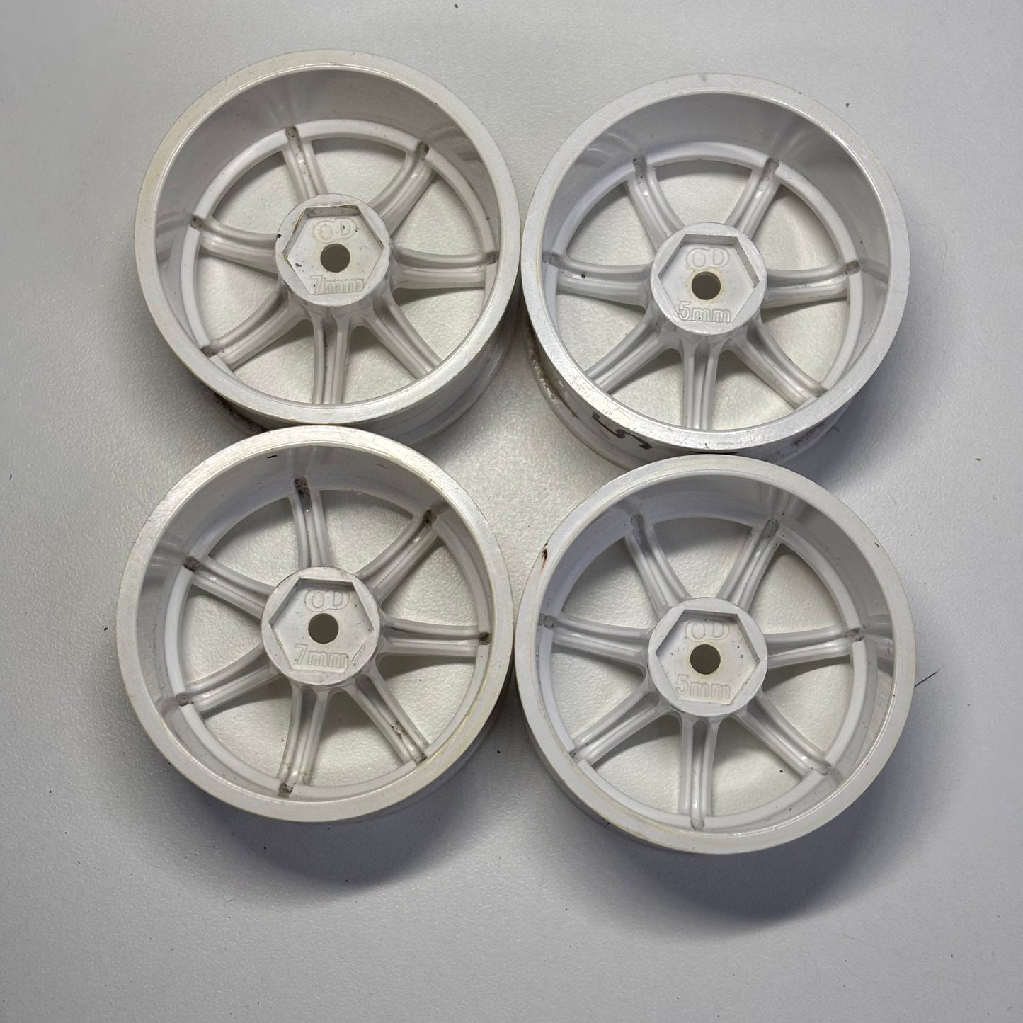 Overdose Work XT7 White Wheels Offset 5/7