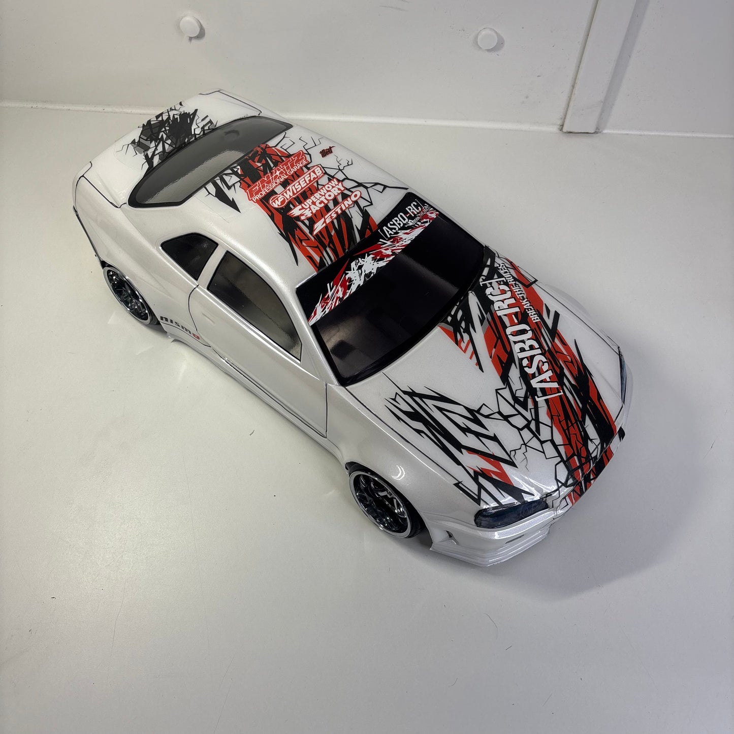 Nissan R34 Skyline GTR Bodyshell White Pearl Asbo RC