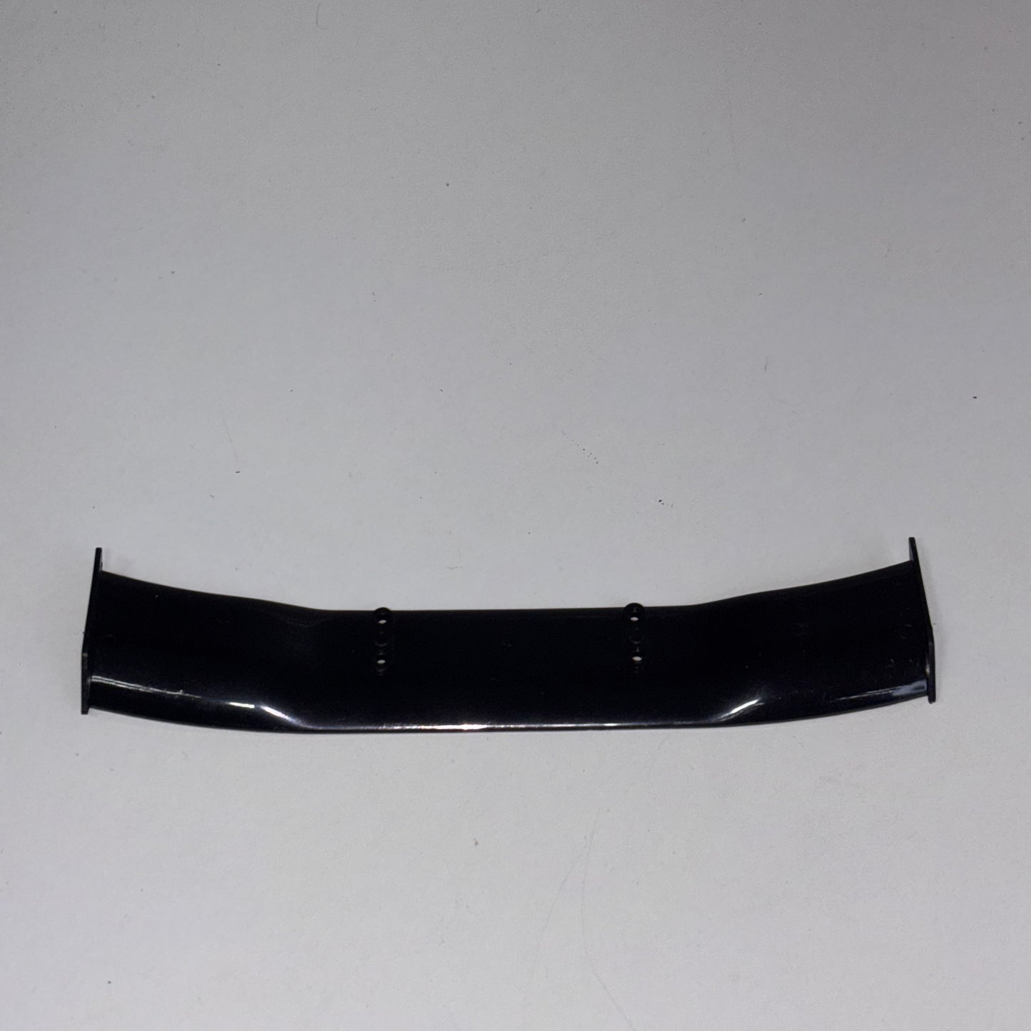 Spoiler Gloss Black Wing