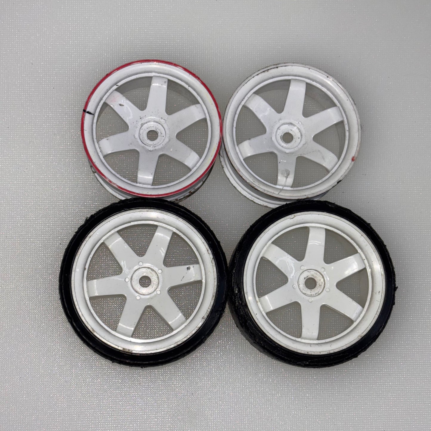 White Wheels Offset 6mm