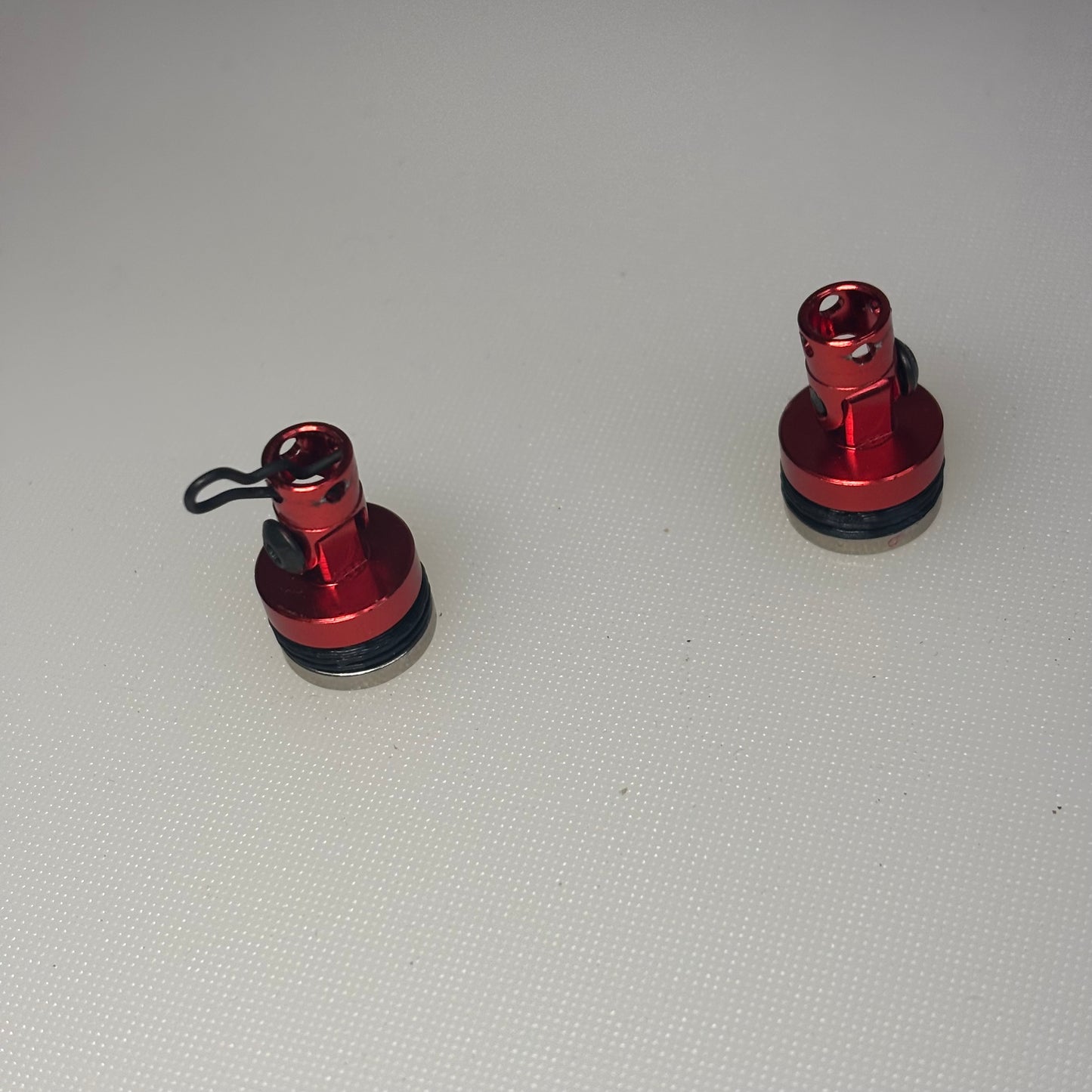 Pair Red Alloy Magnet Mounts