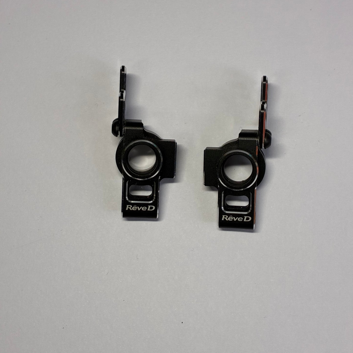 Reve D Rear Upright Hubs Black Alloy