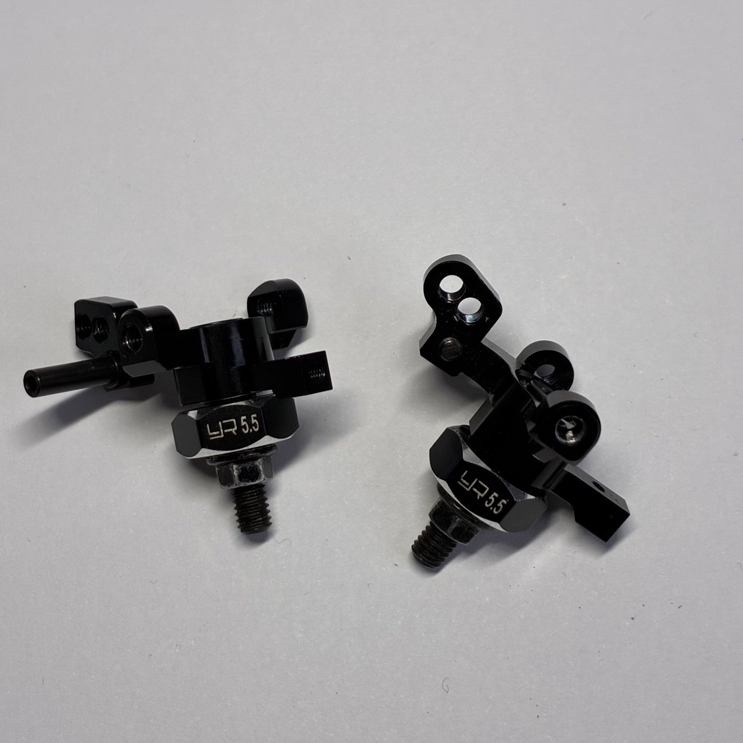 MST Black Alloy Front Knuckles & 5.5 Yeah Racing Hexes