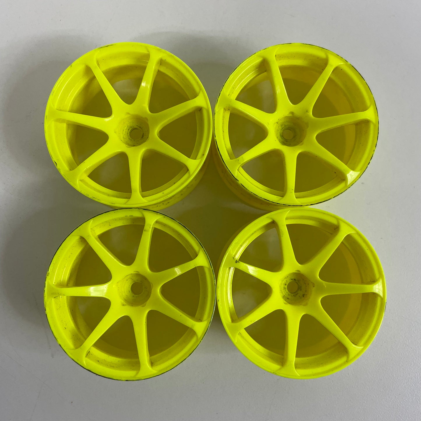 Yellow Wheels Offset 7mm